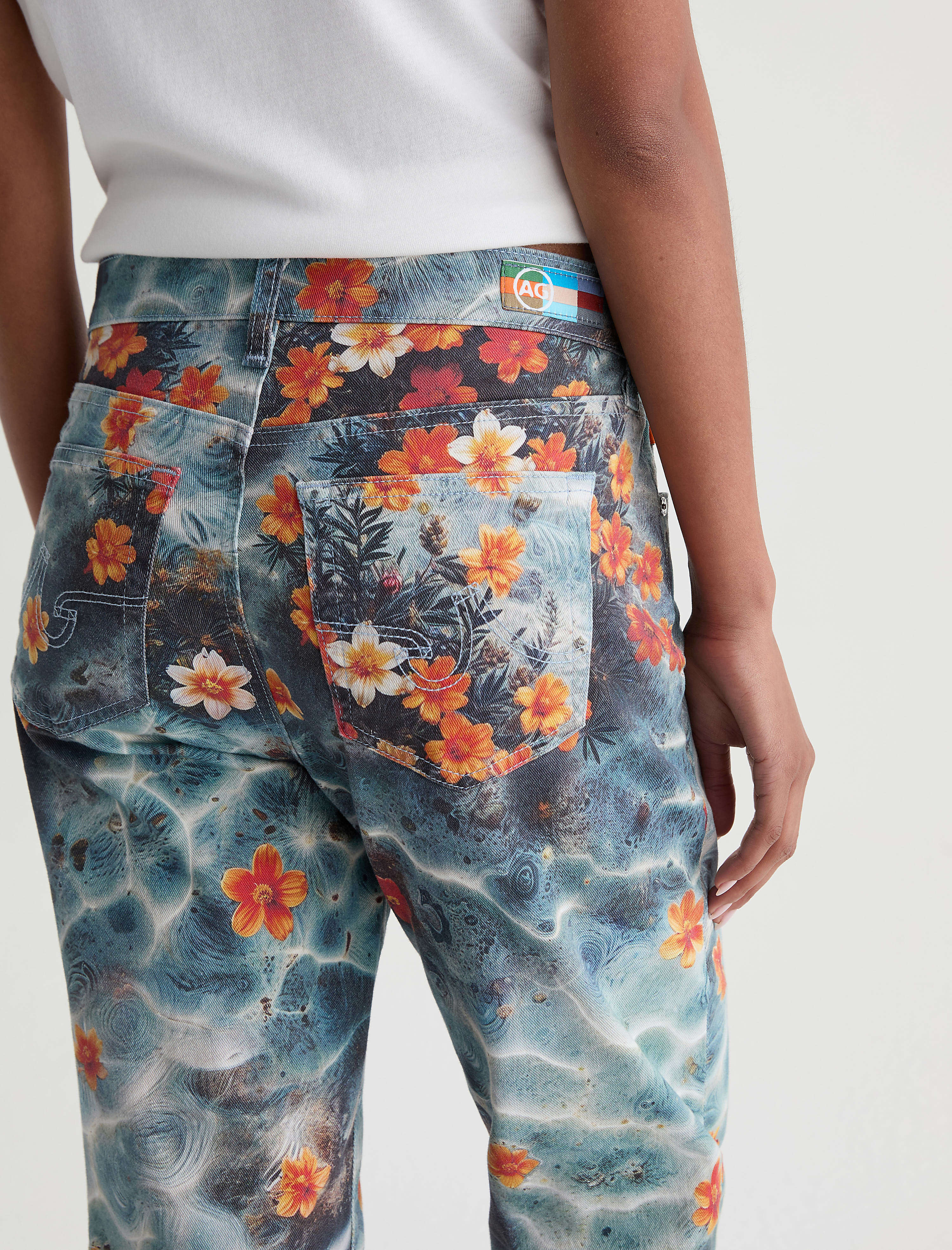 Women Mari Water Flower at AG Jeans Official Store