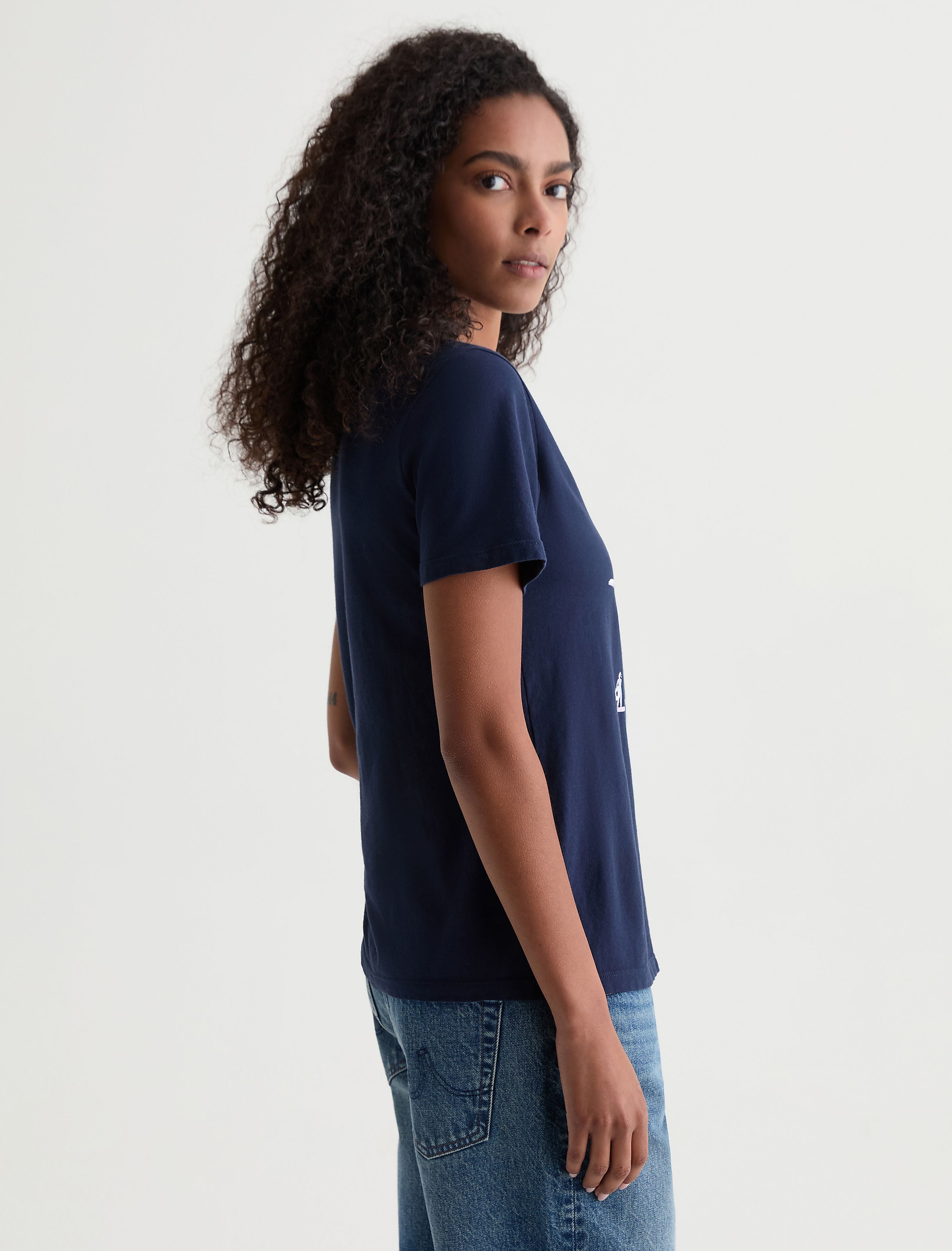 Women Jagger Crew P Poolside Hotel Deep Navy at AG Jeans Official
