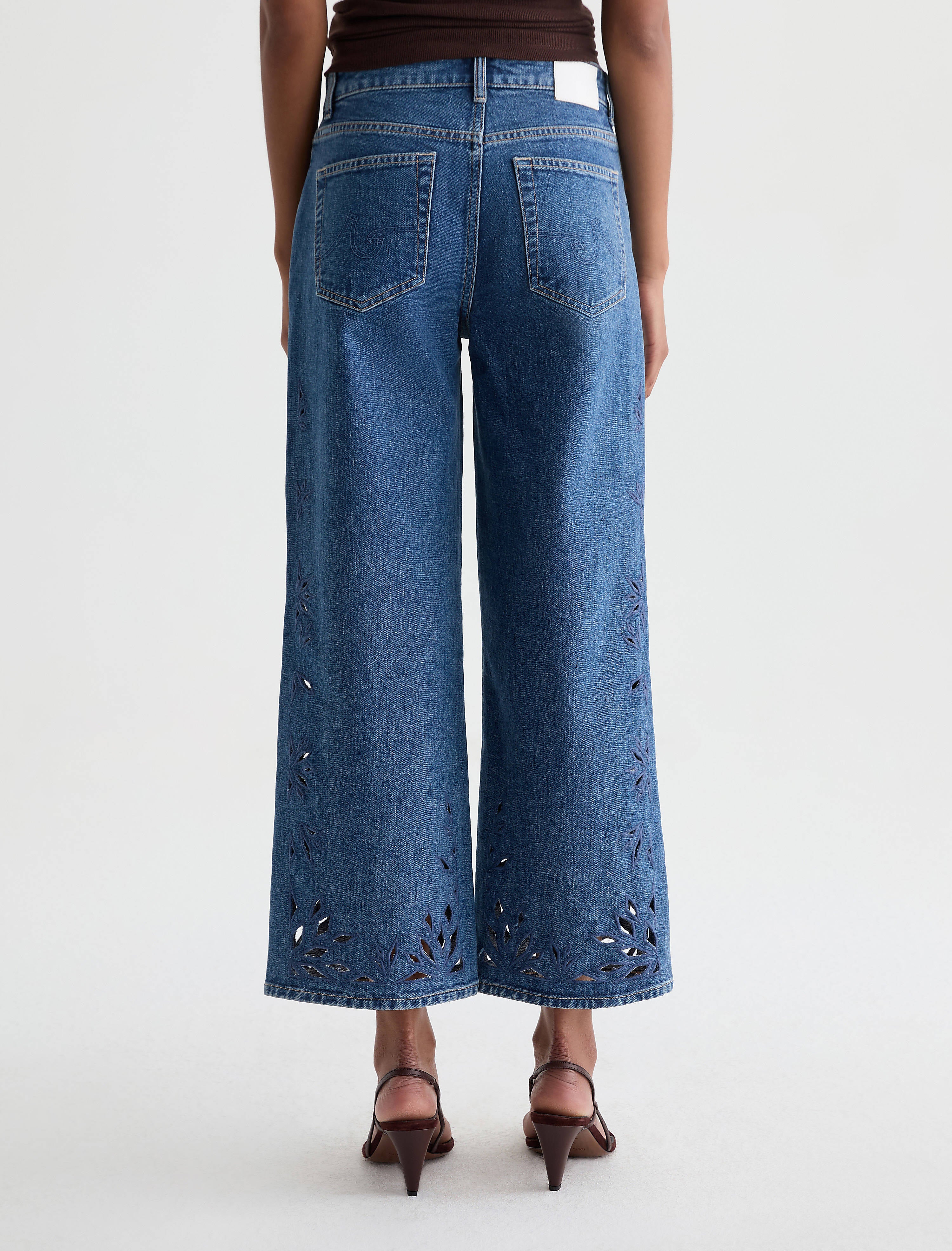 Women Saige Wide Leg Crop Jean Malbec at AG Jeans Official Store