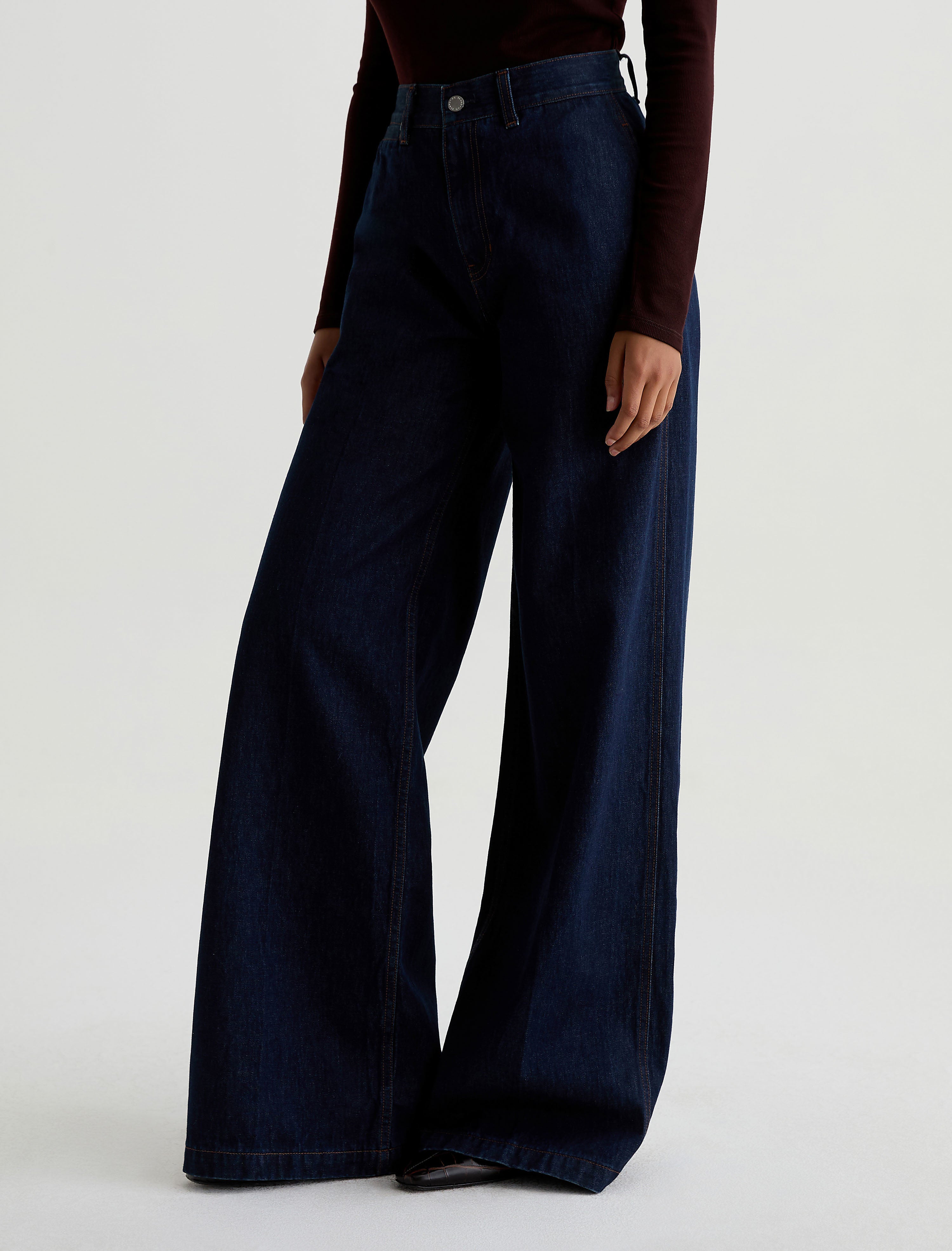 Women Deven Selvage Trouser Access at AG Jeans Official Store