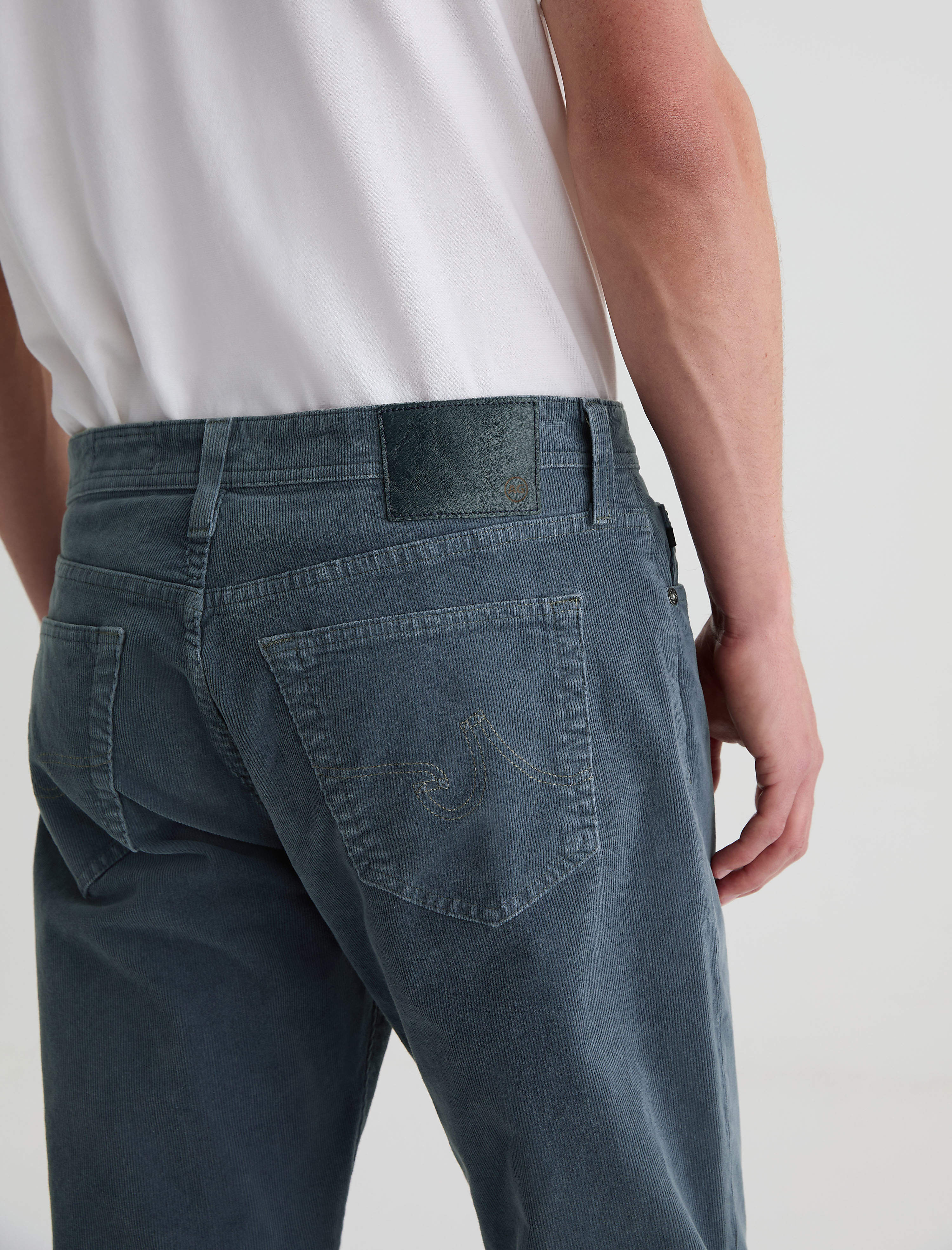 Men Everett Corduroy After Dusk at AG Jeans Official Store
