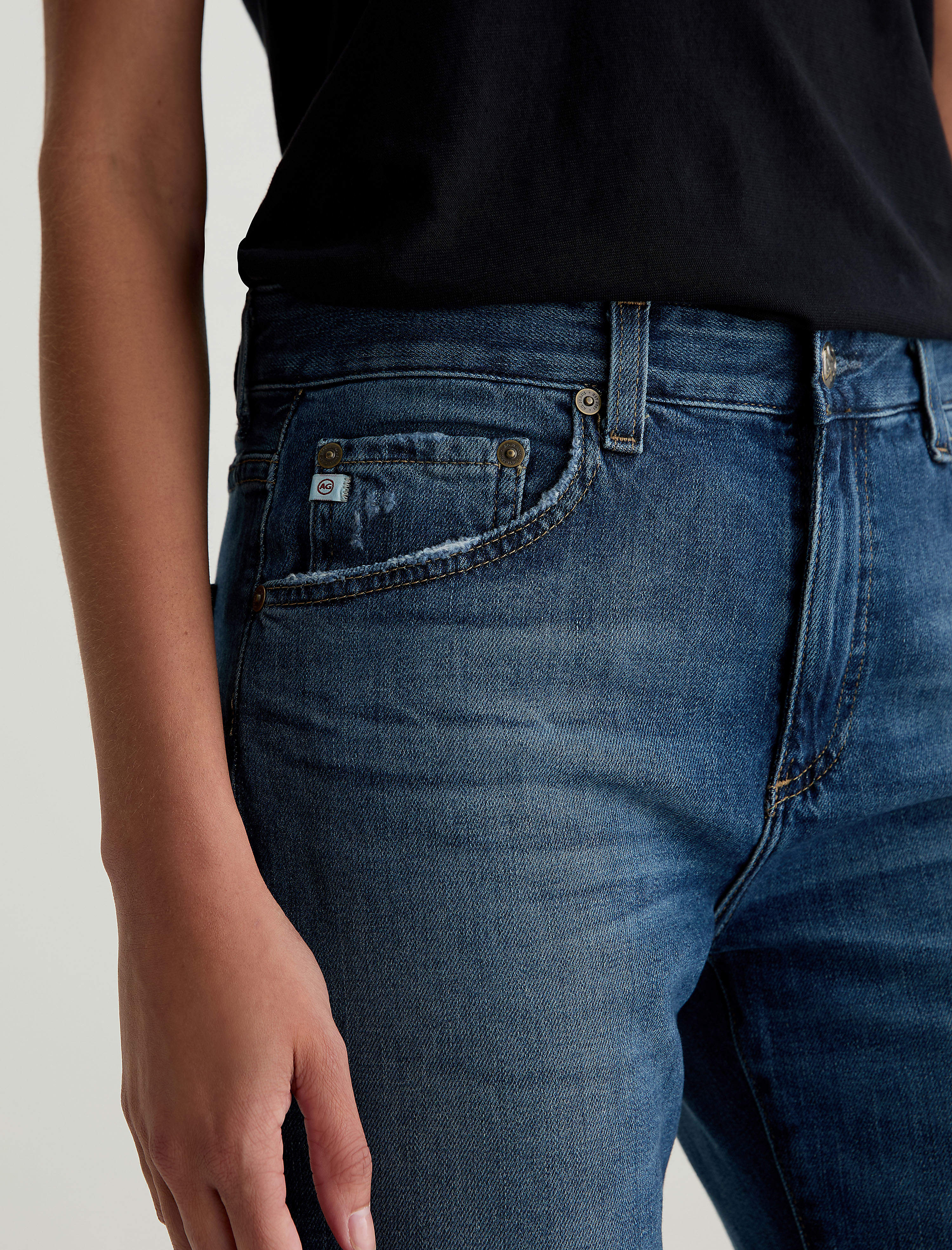 (取寄) AGジーンズ レディース エックス-ボーイフレンド スリム イン 10 イヤーズ アライアンス AG Jeans women Ex-Boyfriend Slim in 10 Years Alliance 10 Years Alliance Women Ex-Boyfriend Slim 10 Years Exposure at AG Jeans Official Store