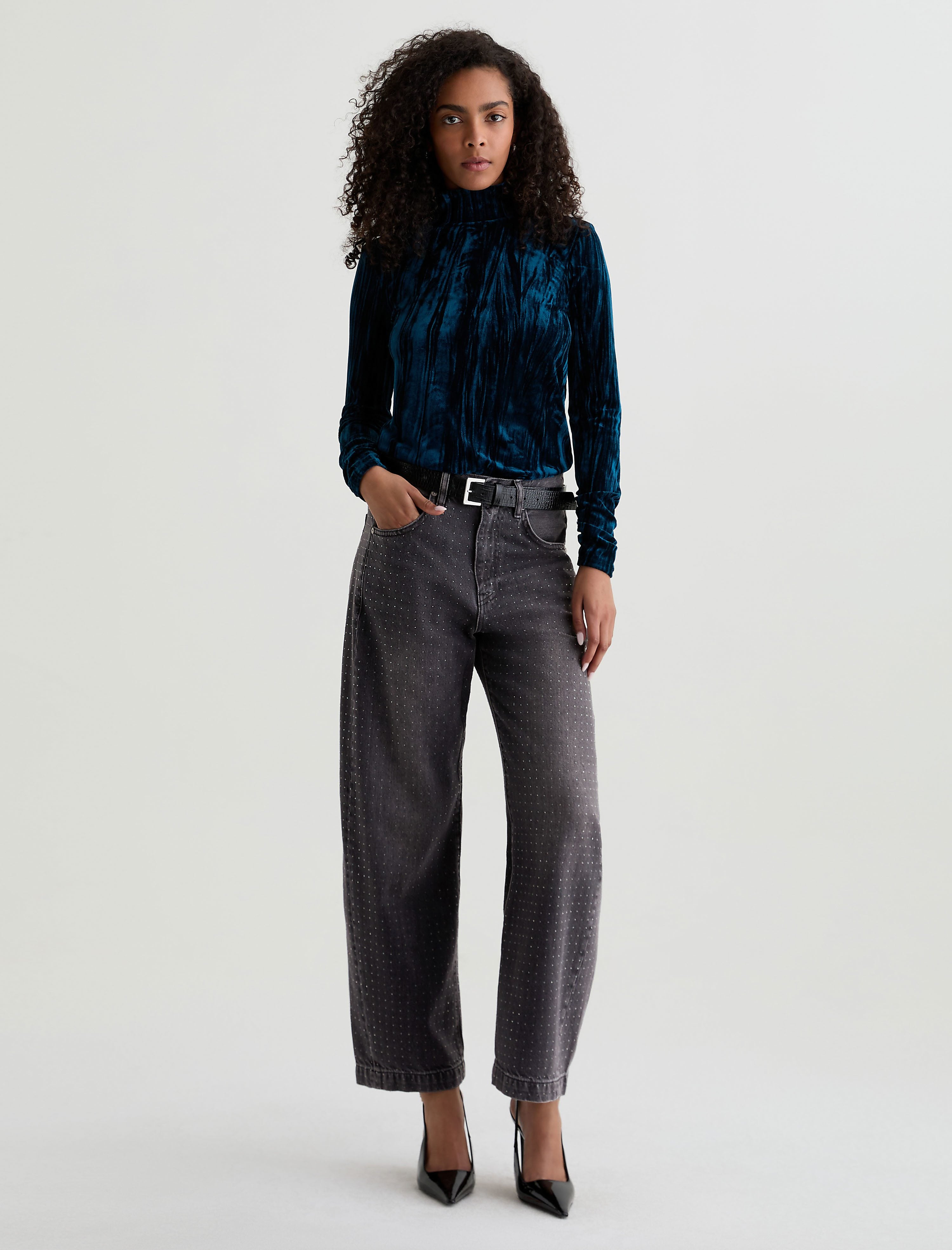 Women Hattie Star Light at AG Jeans Official Store