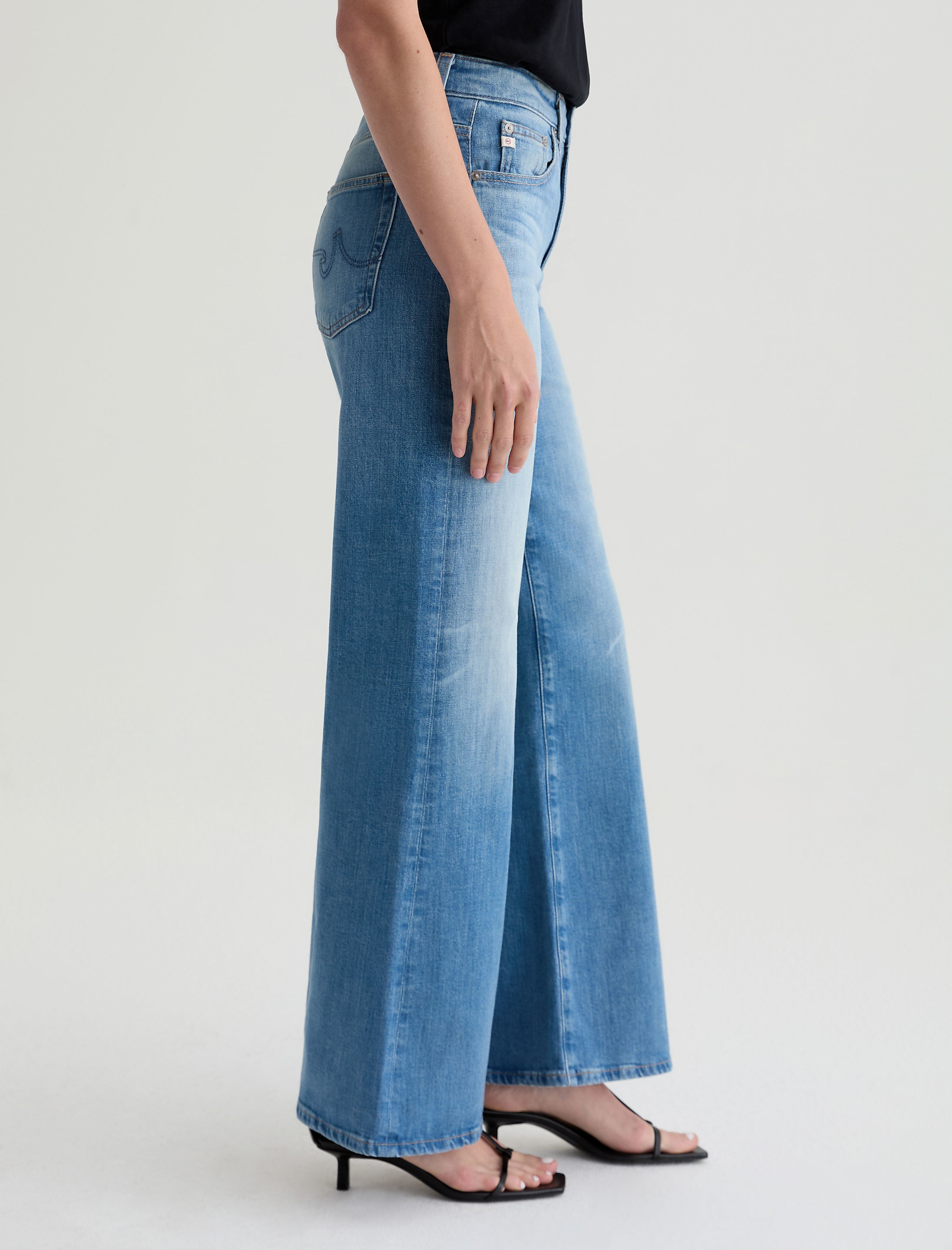 Women Saige Wide Leg 18 Years Bisou at AG Jeans Official Store