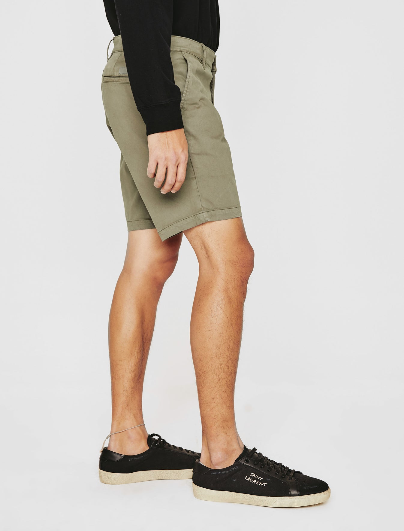 Wanderer Short Sulfur Dried Rosemary Slim Trouser Short Men Bottom Photo 4