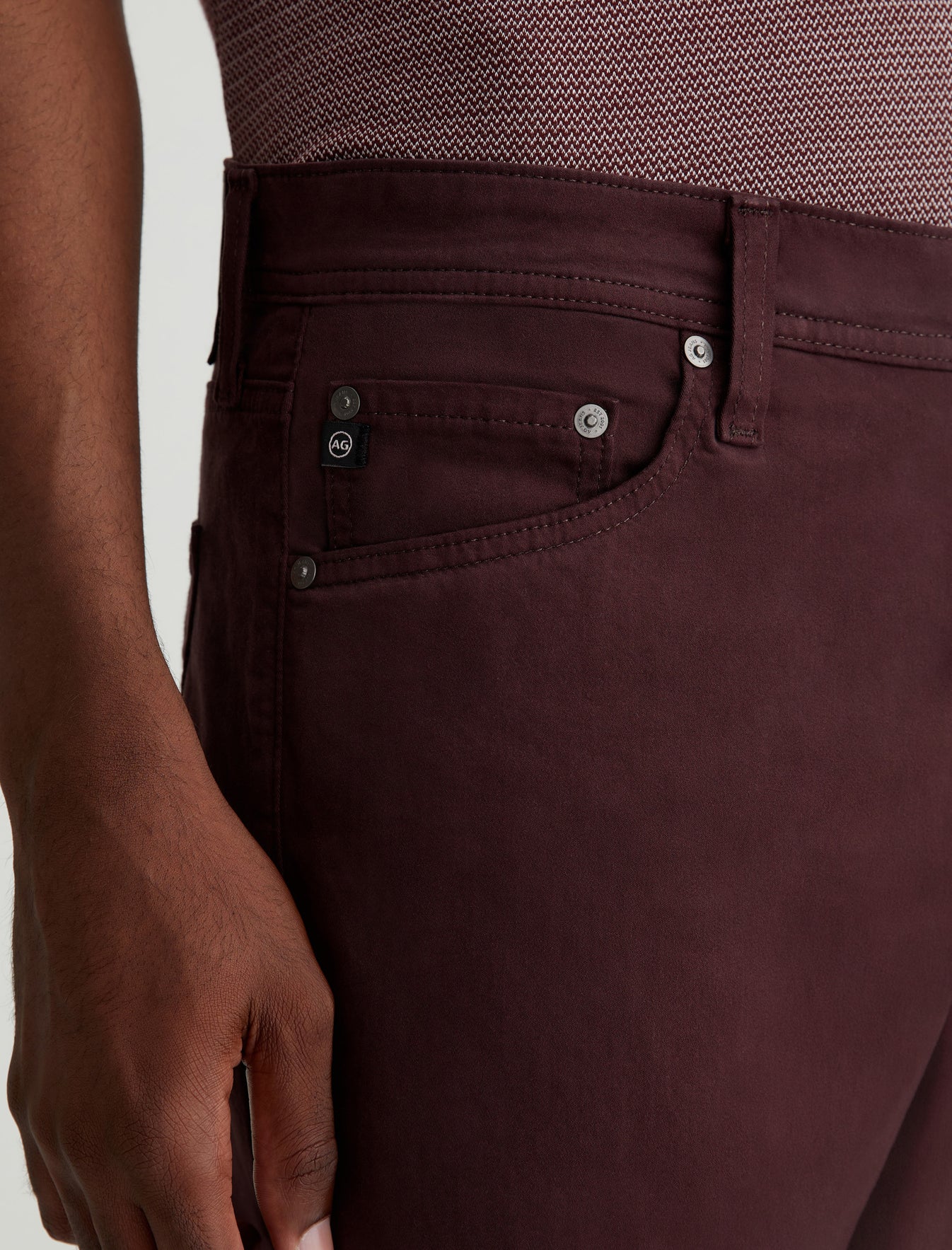 Tellis Sud Pinot Noir Modern Slim Men Bottom Photo 3