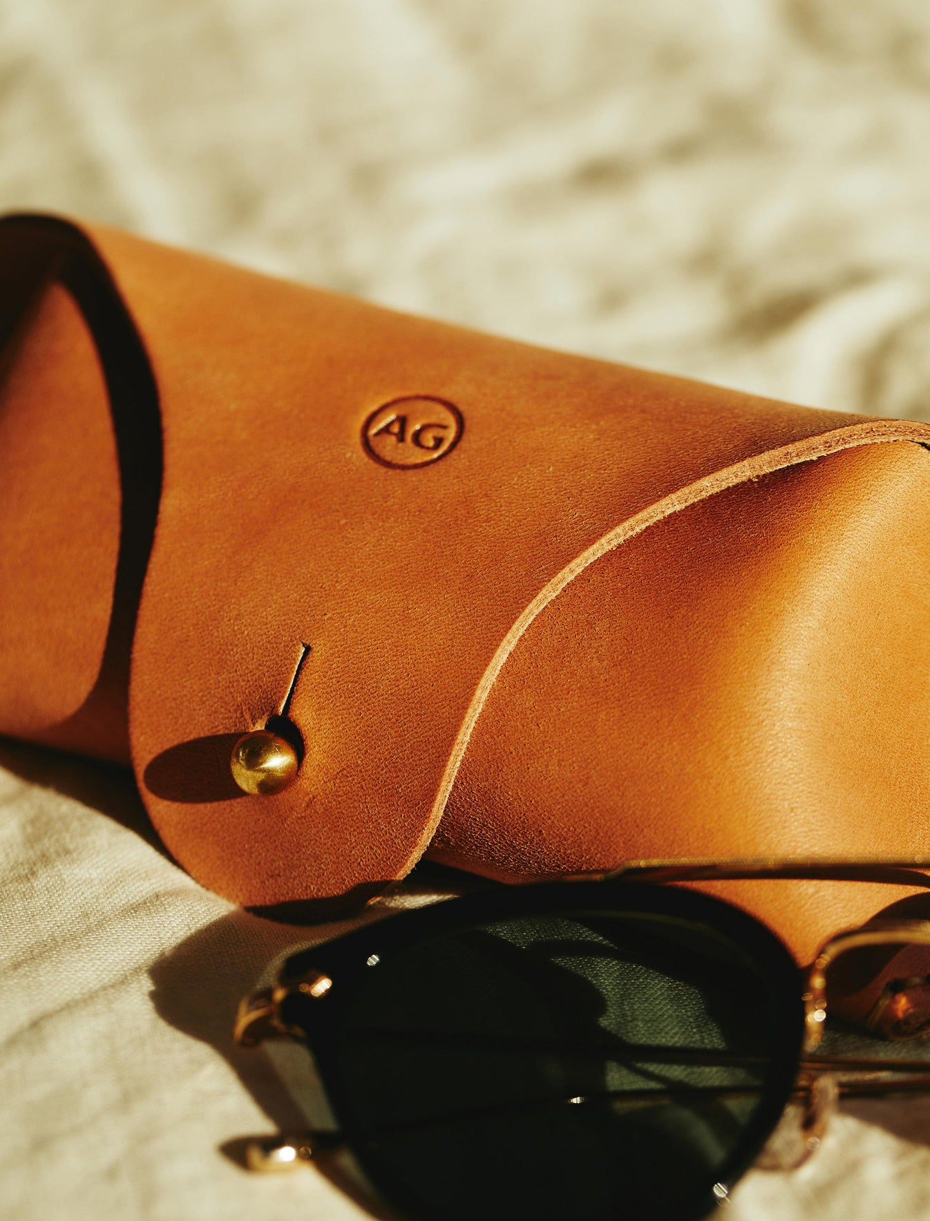 Ag Eyeglass Case Natural/Brass Eyeglass Case Unisex Accessory Photo 3