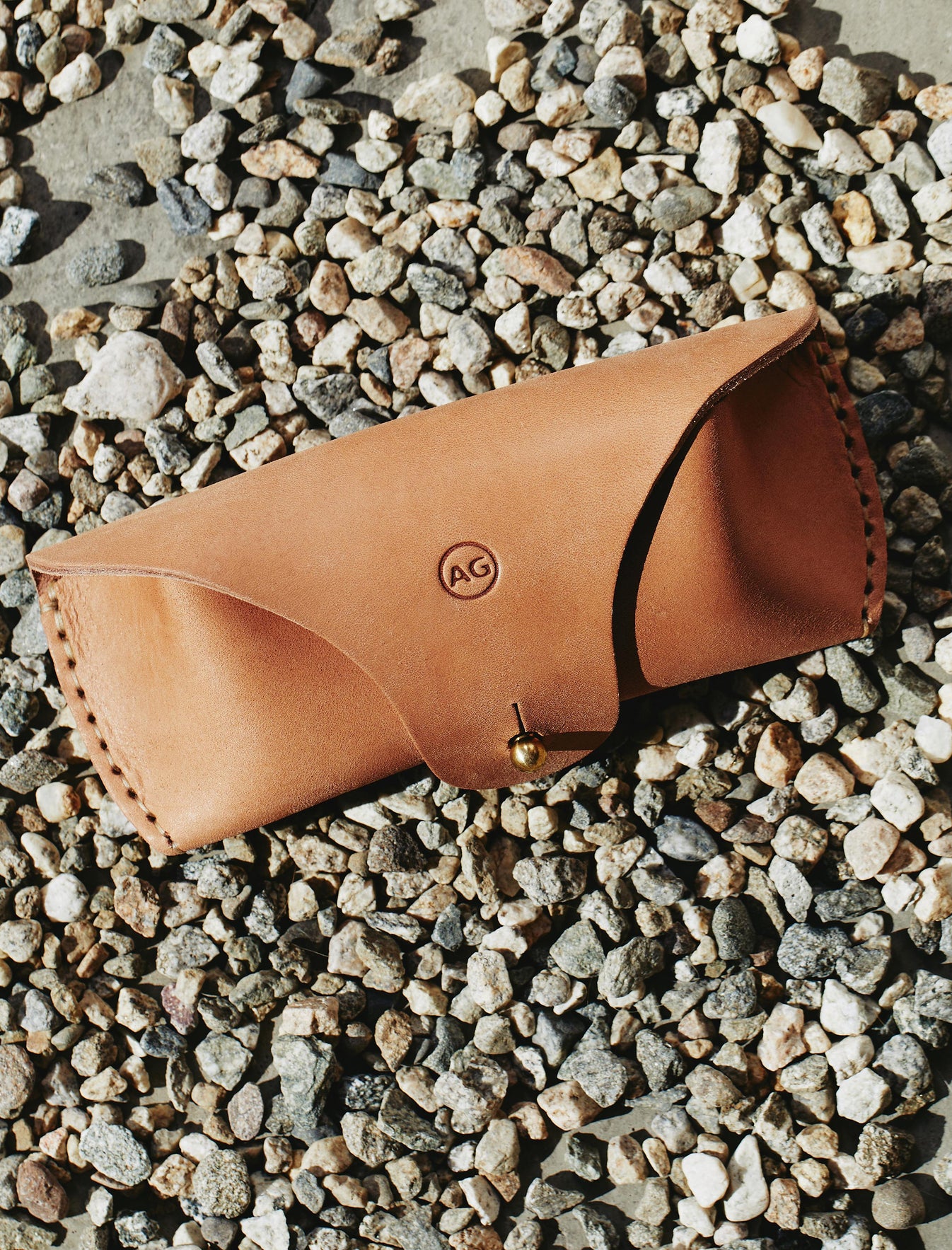 Ag Eyeglass Case Natural/Brass Eyeglass Case Unisex Accessory Photo 5