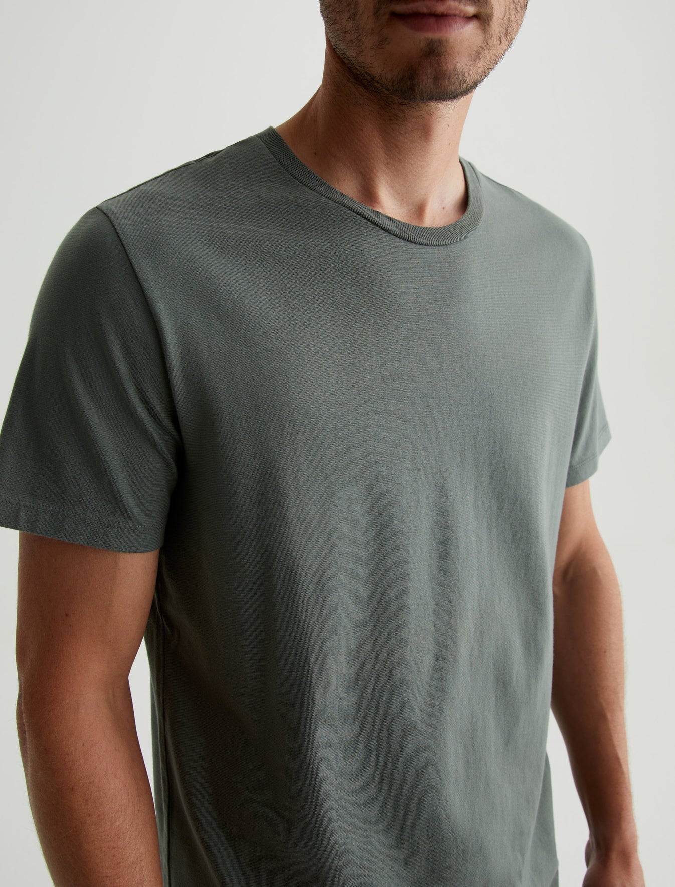Bryce Crew Hunter Sage Classic Fit Short Sleeve Crew Neck T-Shirt Mens Top Photo 2