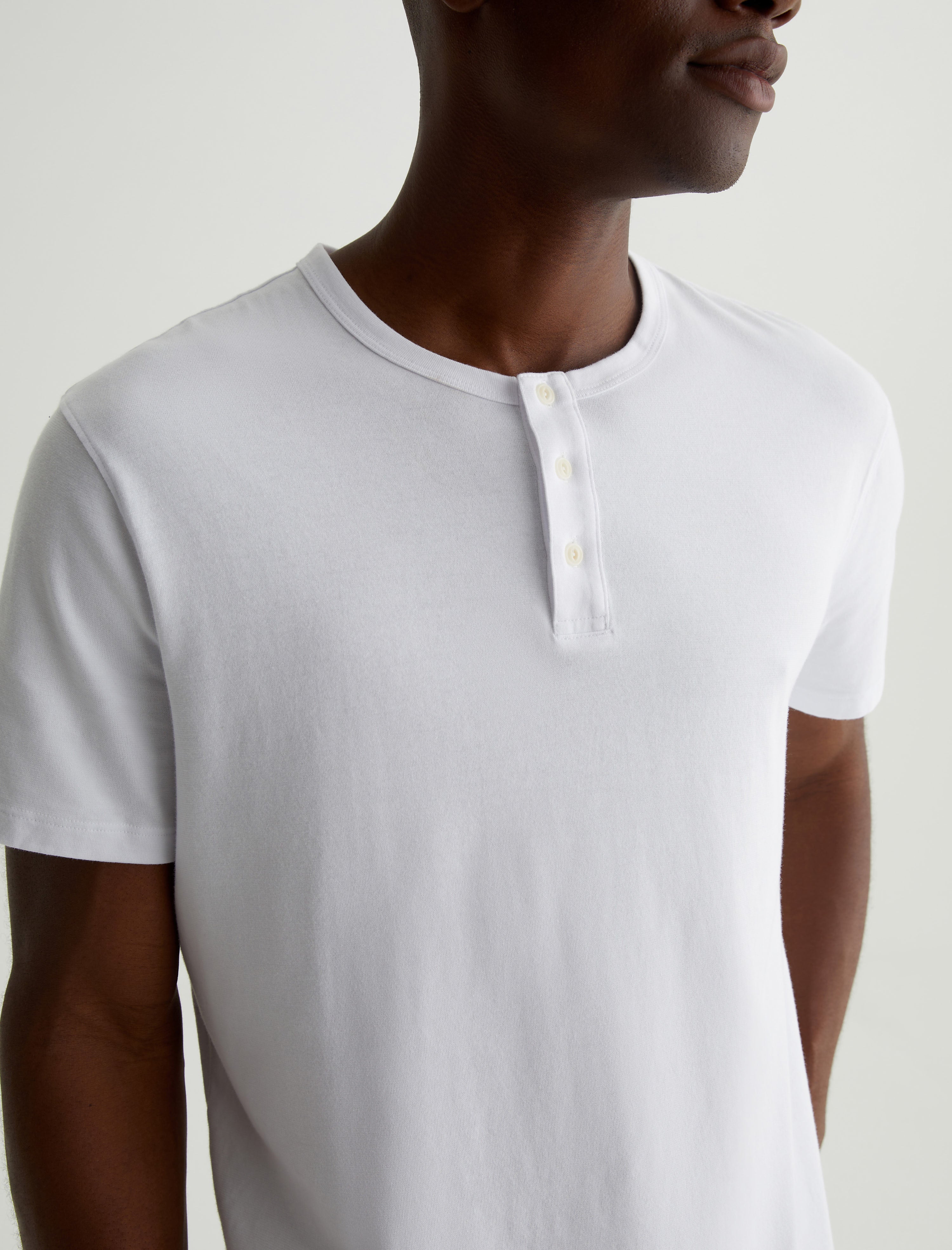 Bryce Short Sleeve Henley True White Classic Henley T-Shirt Men Top Photo 2