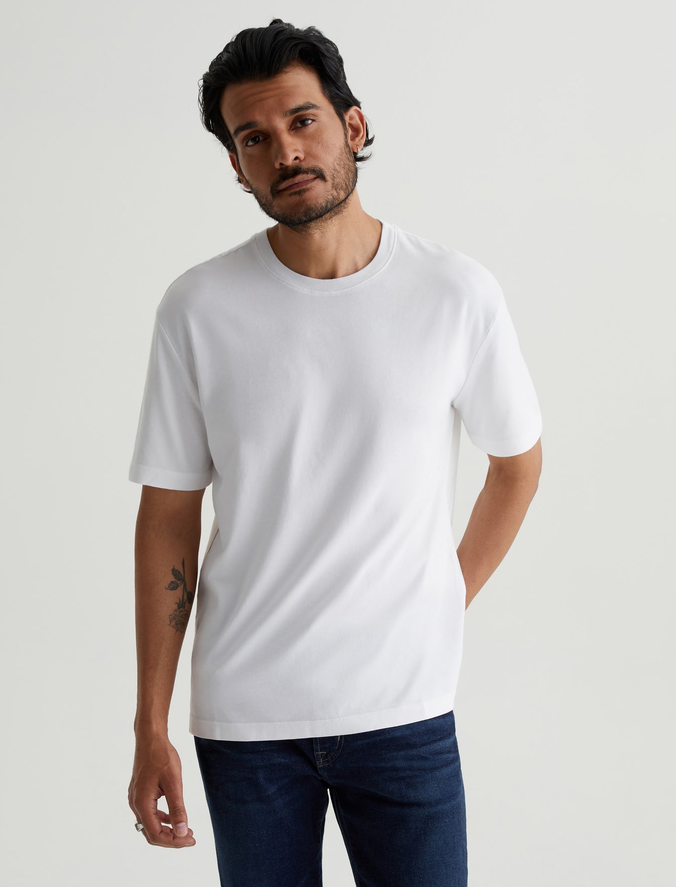 Wesley Crew True White Relaxed Fit Short Sleeve T-Shirt Mens Top Photo 1