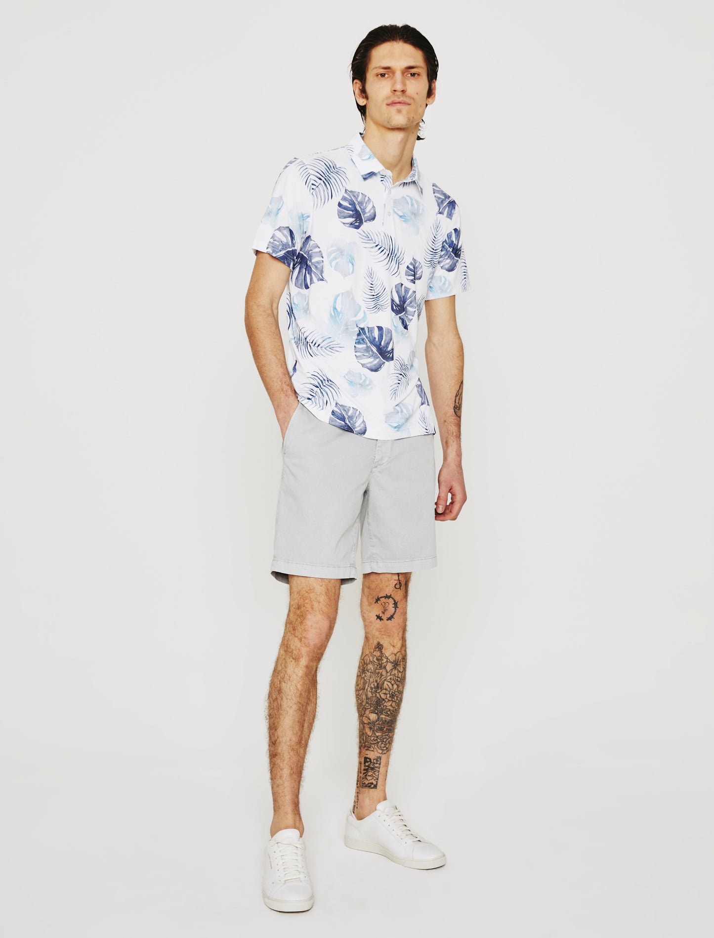 Bryce Polo TROPICAL FRONDS LIGHT BLUE MULTI Classic Short Sleeve Polo (Performance) Men Top Photo 2