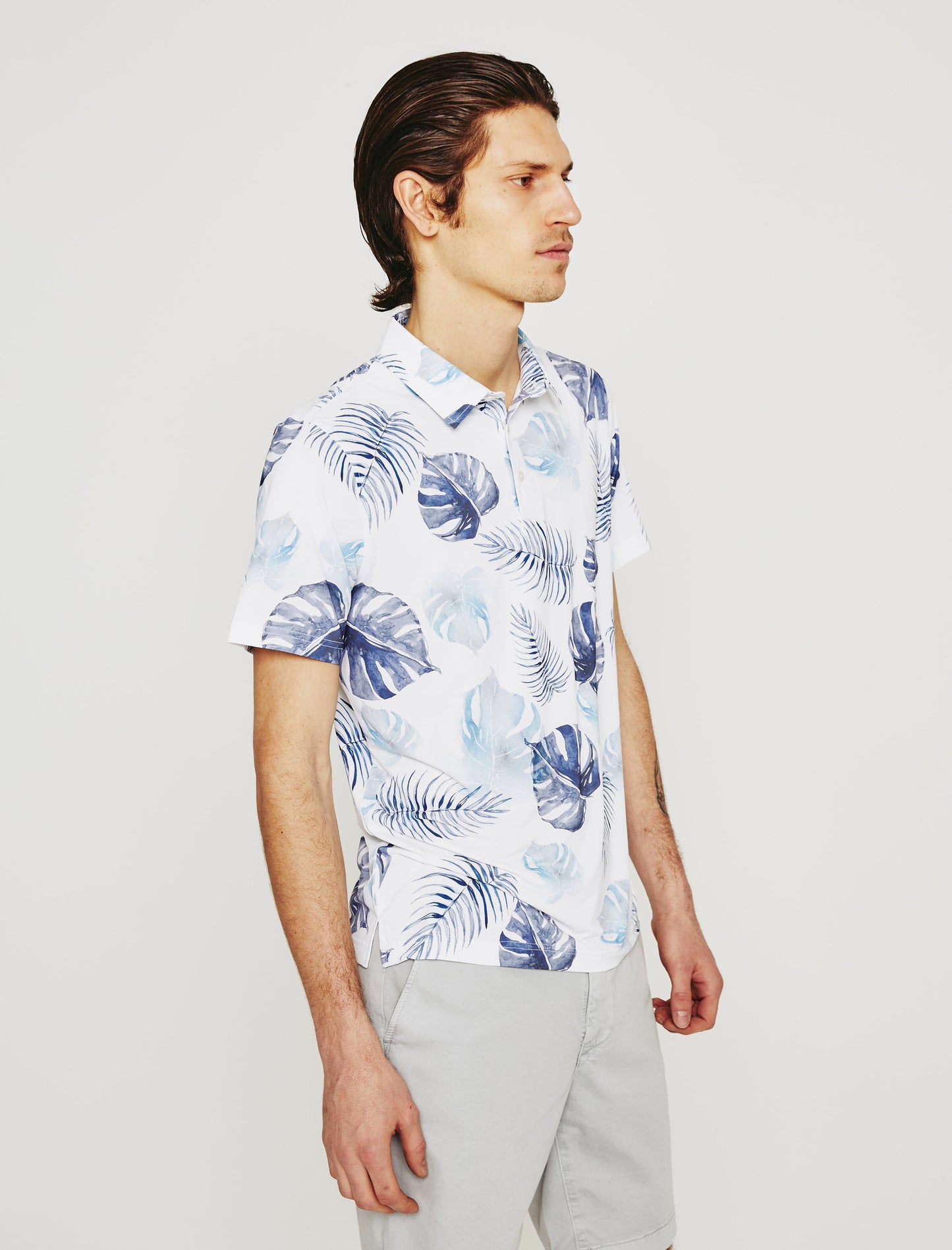 Bryce Polo TROPICAL FRONDS LIGHT BLUE MULTI Classic Short Sleeve Polo (Performance) Men Top Photo 4
