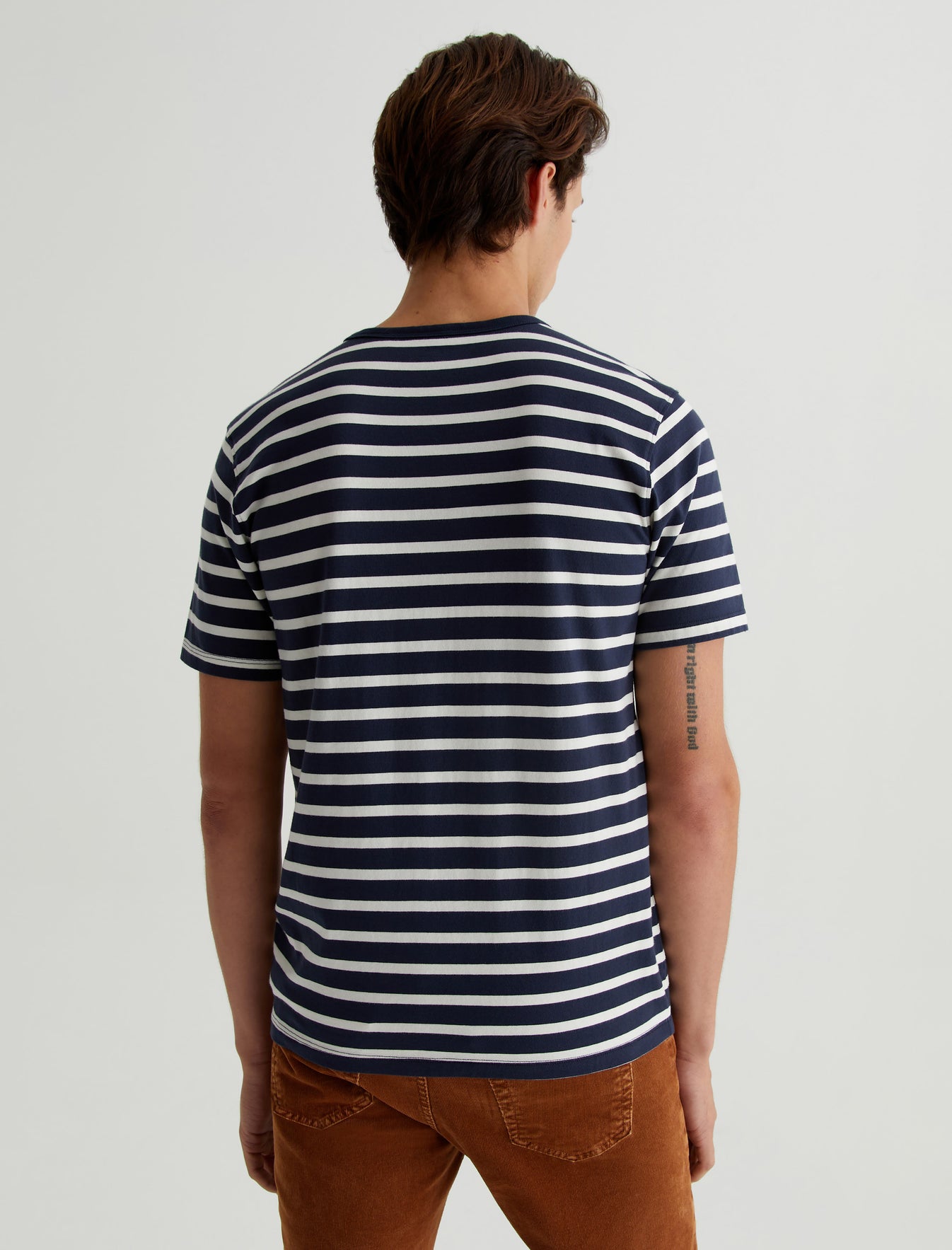 Bryce Crew Deep Navy/Ivory Dust Classic Fit Short Sleeve Crew Neck T-Shirt Mens Top Photo 6