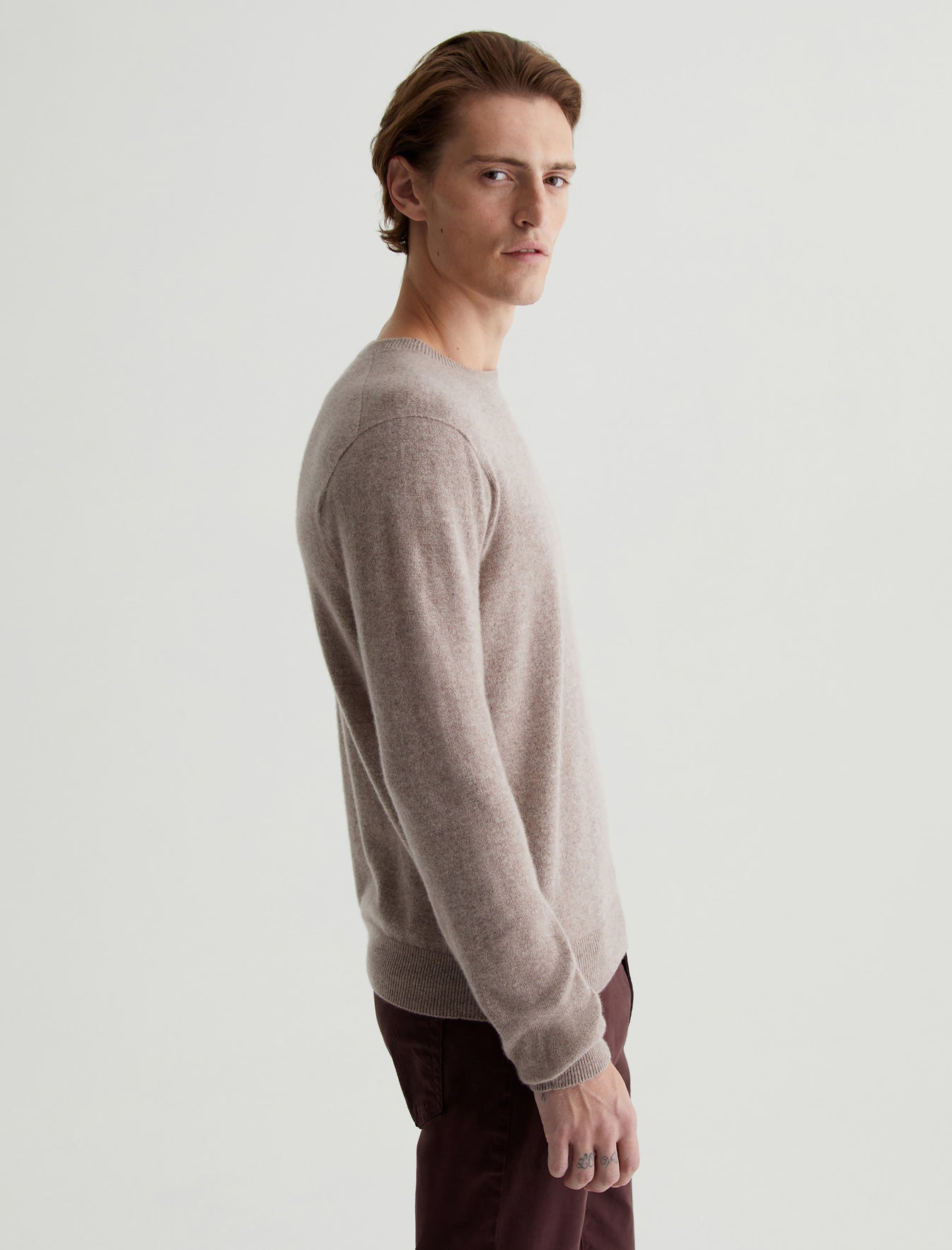 Beck Crew Urban Taupe Classic Long Sleeve Crew Neck Cashmere Sweater Photo 2