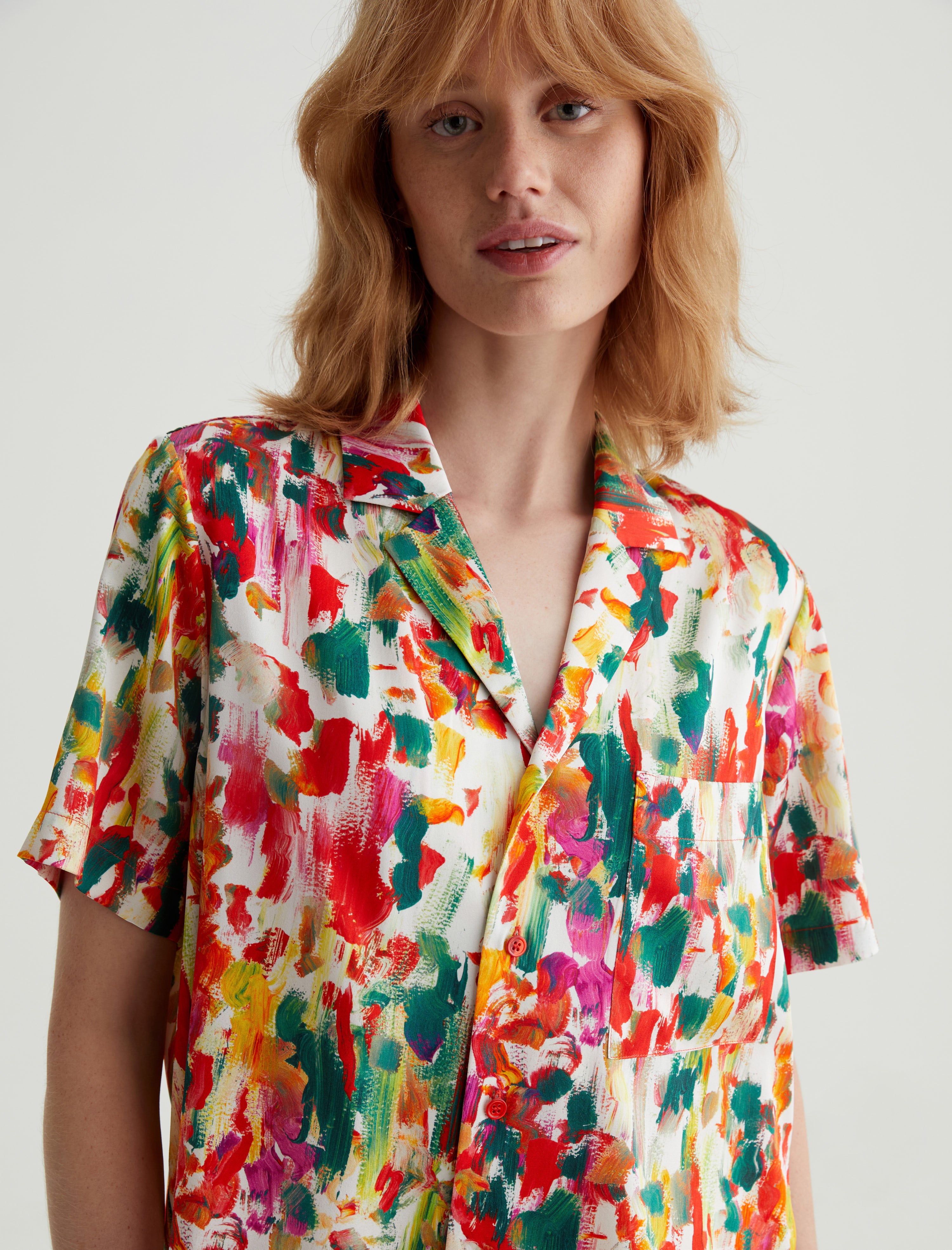 Whitley Venus Mix Red Multi Short Sleeve Shirt Women Top Photo 2