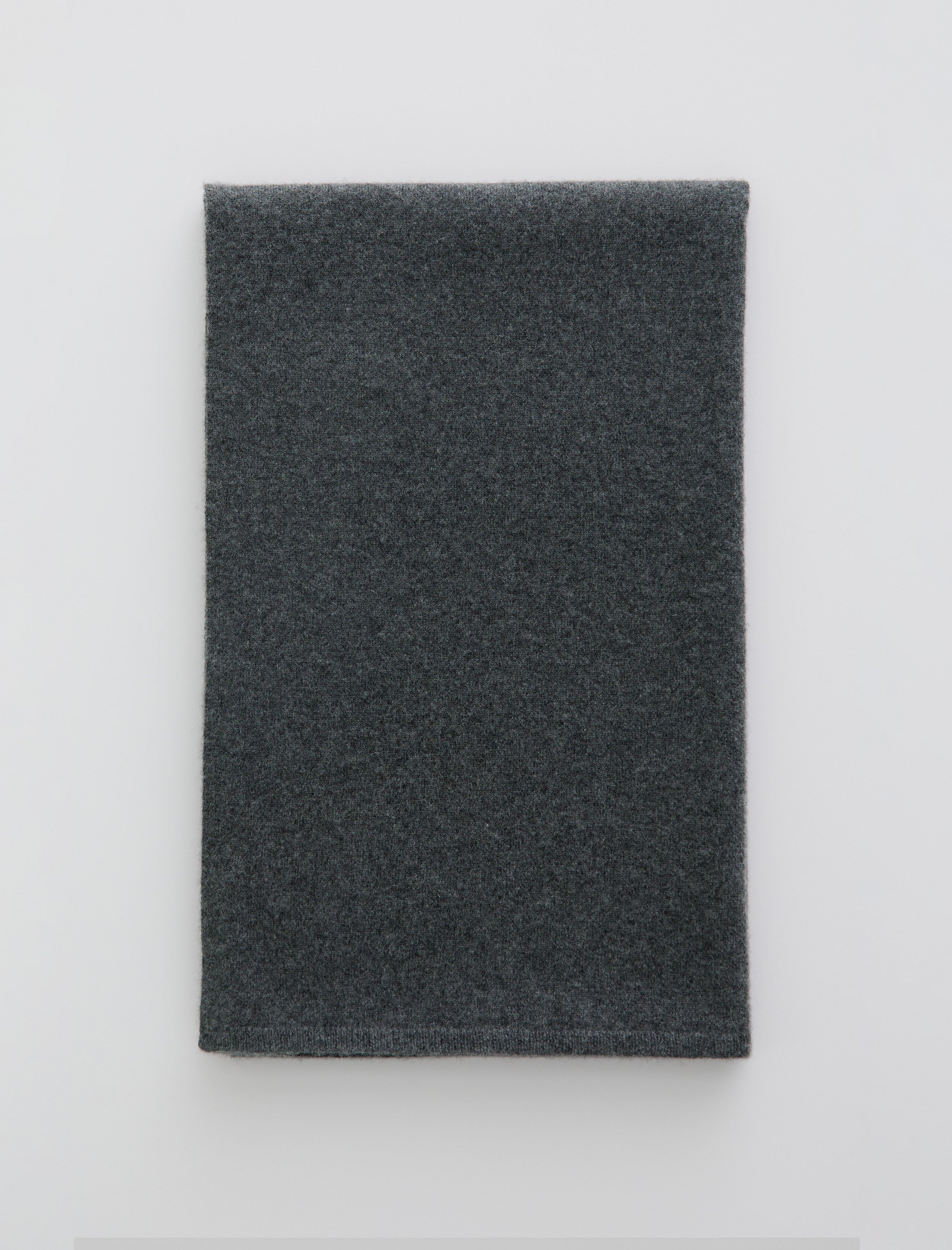 Skyler Scarf Legendary Grey Oversized Cashmere Scarf Accessory Photo 4