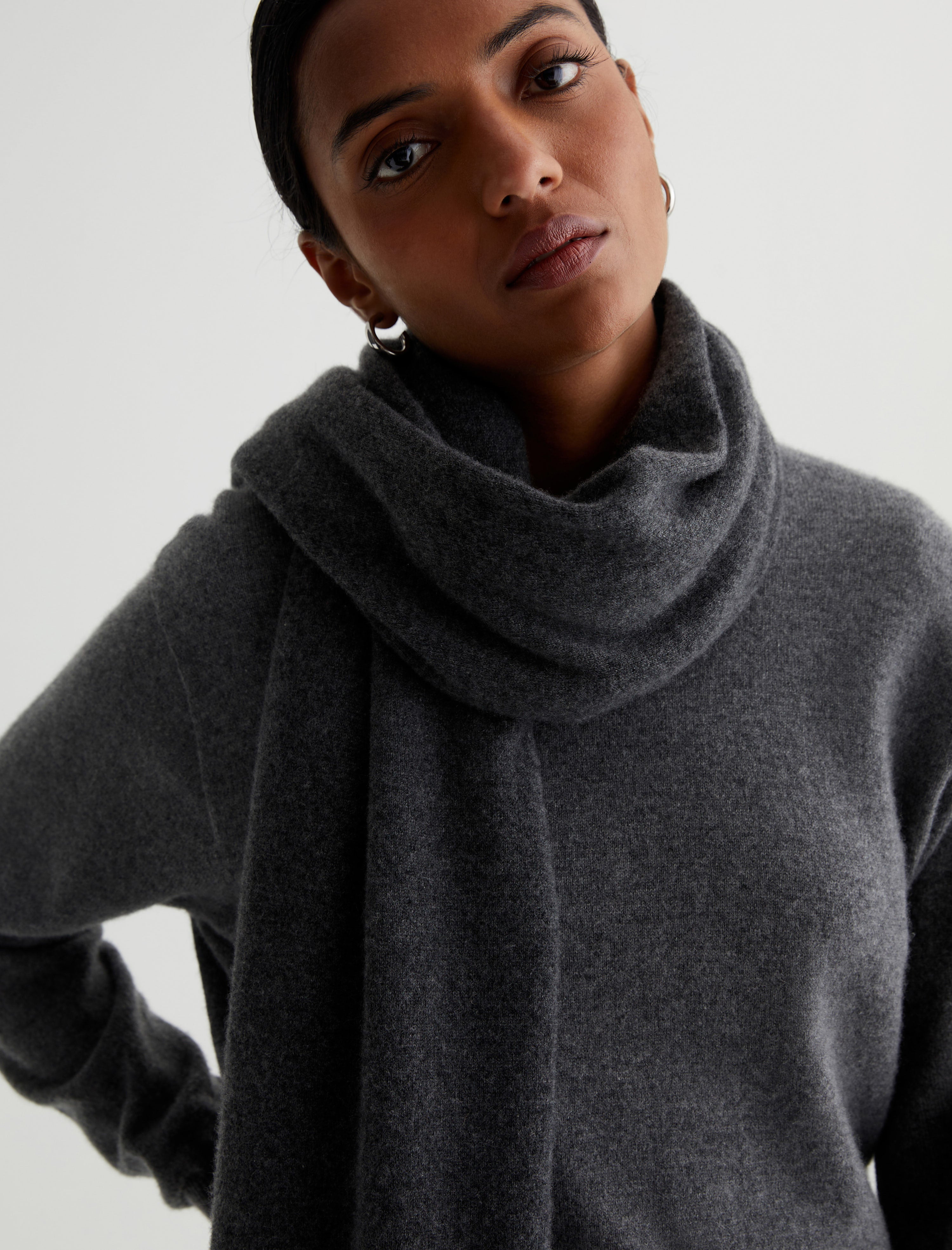 Skyler Scarf Legendary Grey Oversized Cashmere Scarf Accessory Photo 6