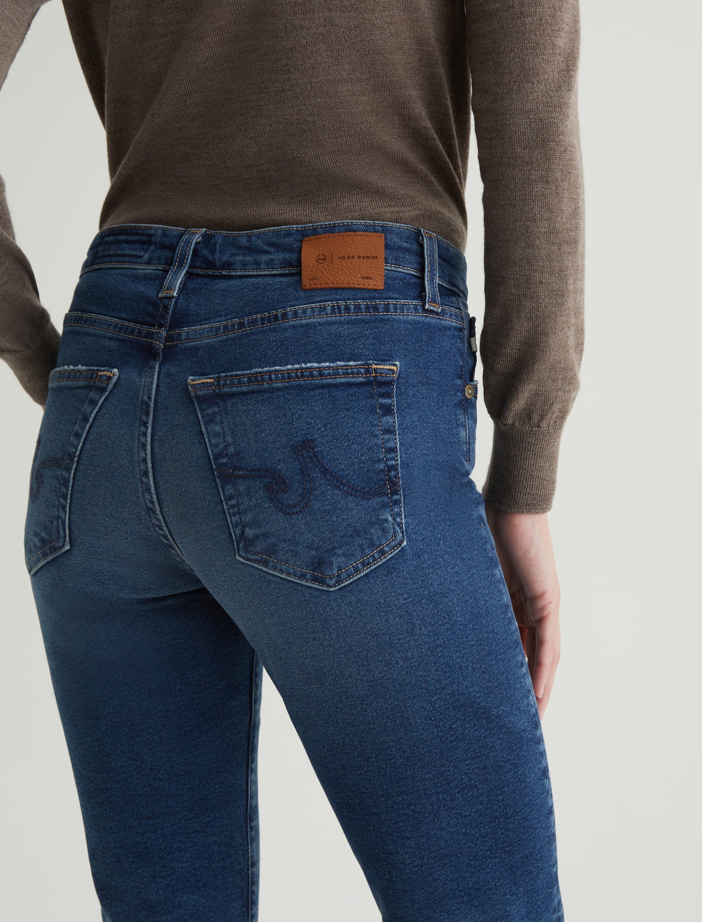 Alexxis Straight 18 Years Atlantic High-Rise Vintage Fit Womens Bottom Photo 7