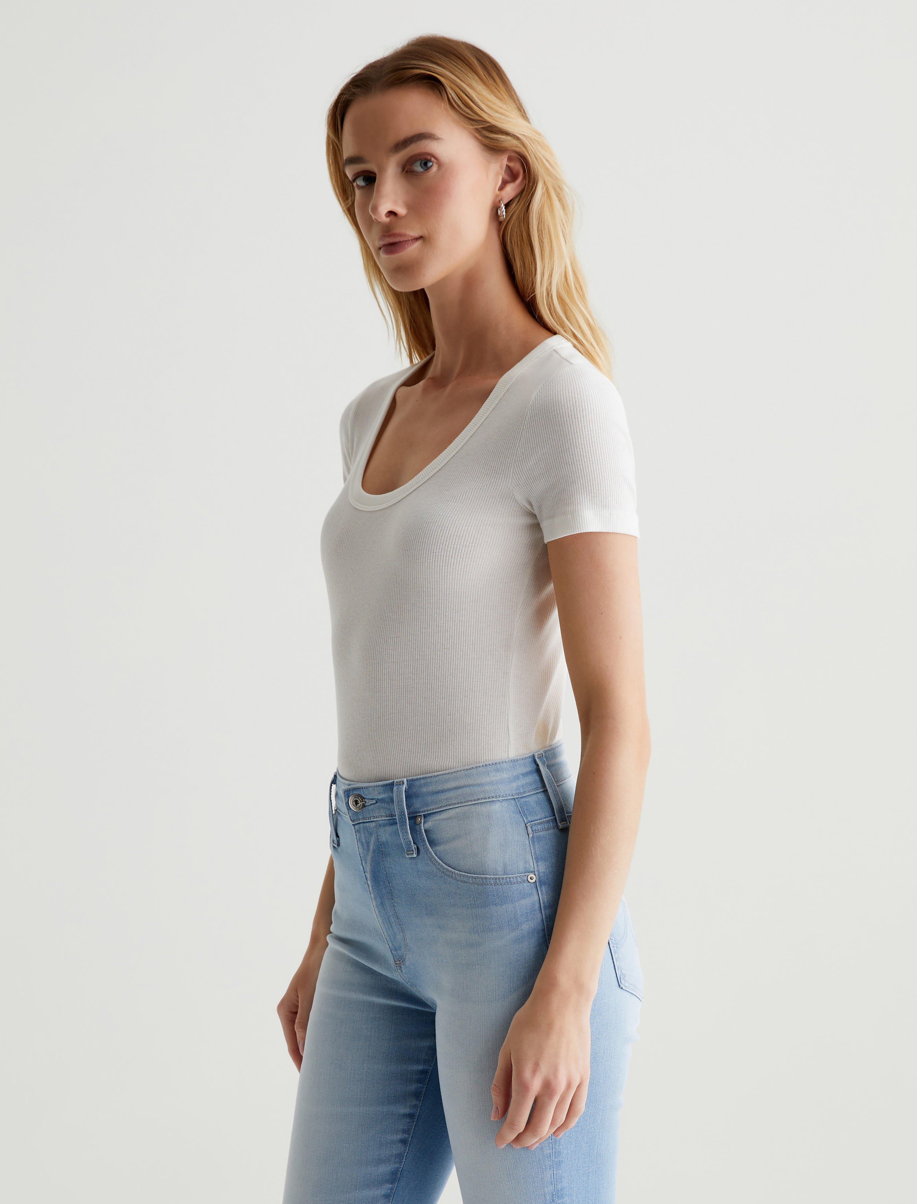 Jessie Top Ex-White Slim Fit S/S Scoop Neck T-Shir Women Top Photo 2
