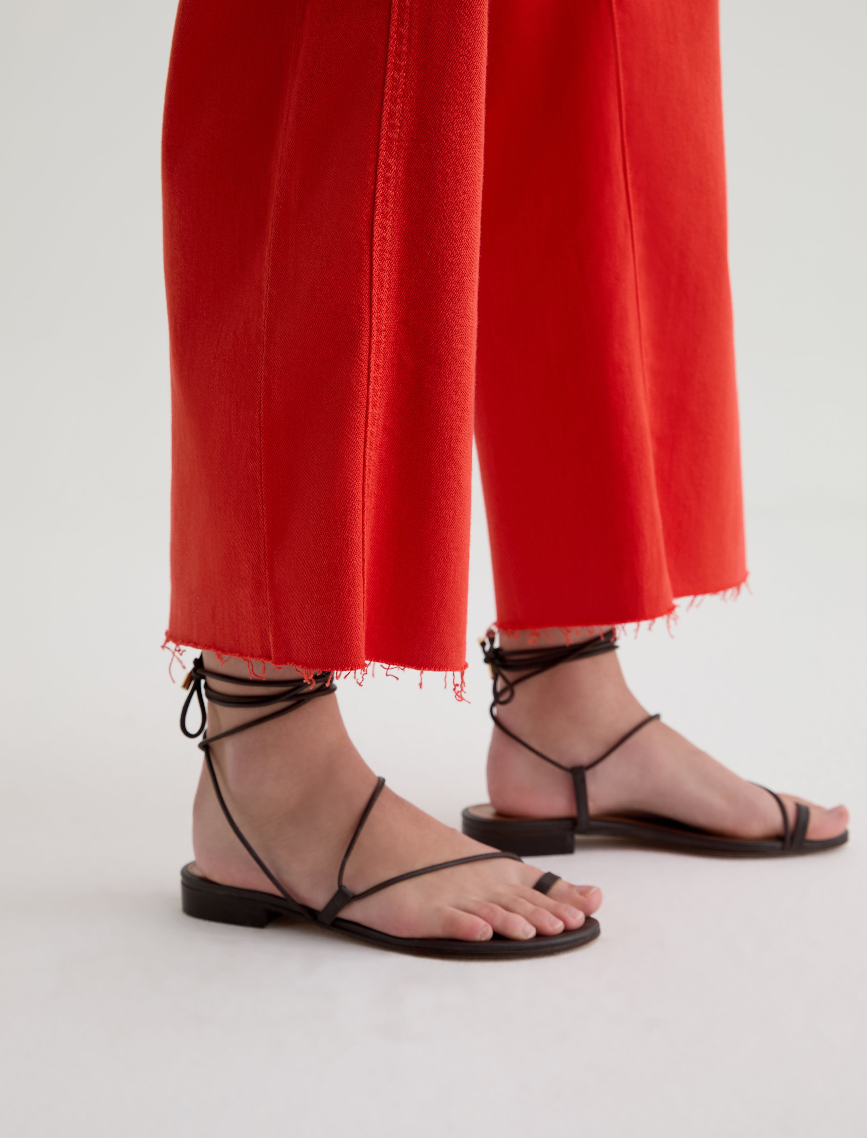 Saige Wide Leg Crop Tabasco Mid-Rise Fit Women Bottom Photo 5