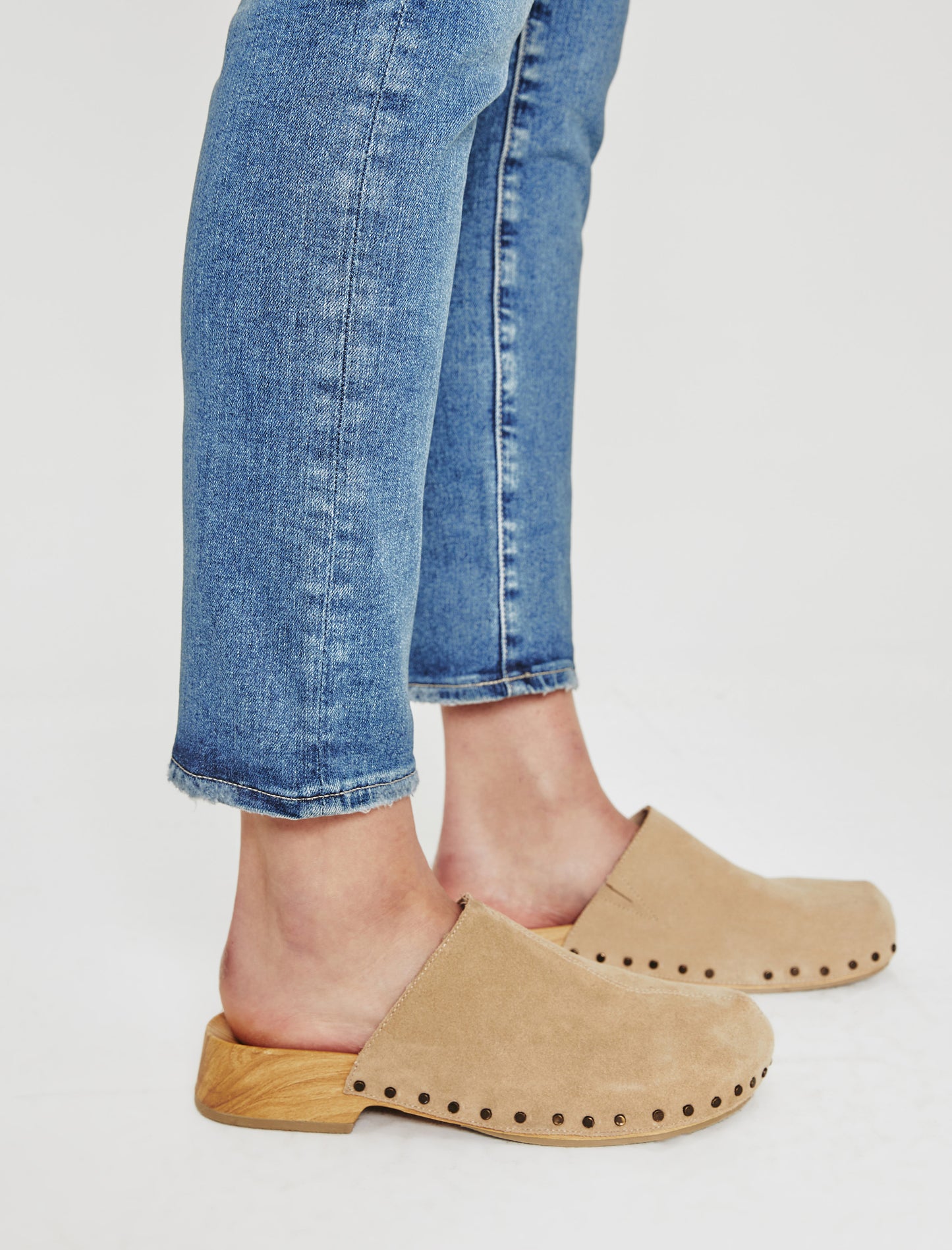 Mari Crop 12 Years Rural High-Rise Slim Straight Crop Women Bottom Photo 4