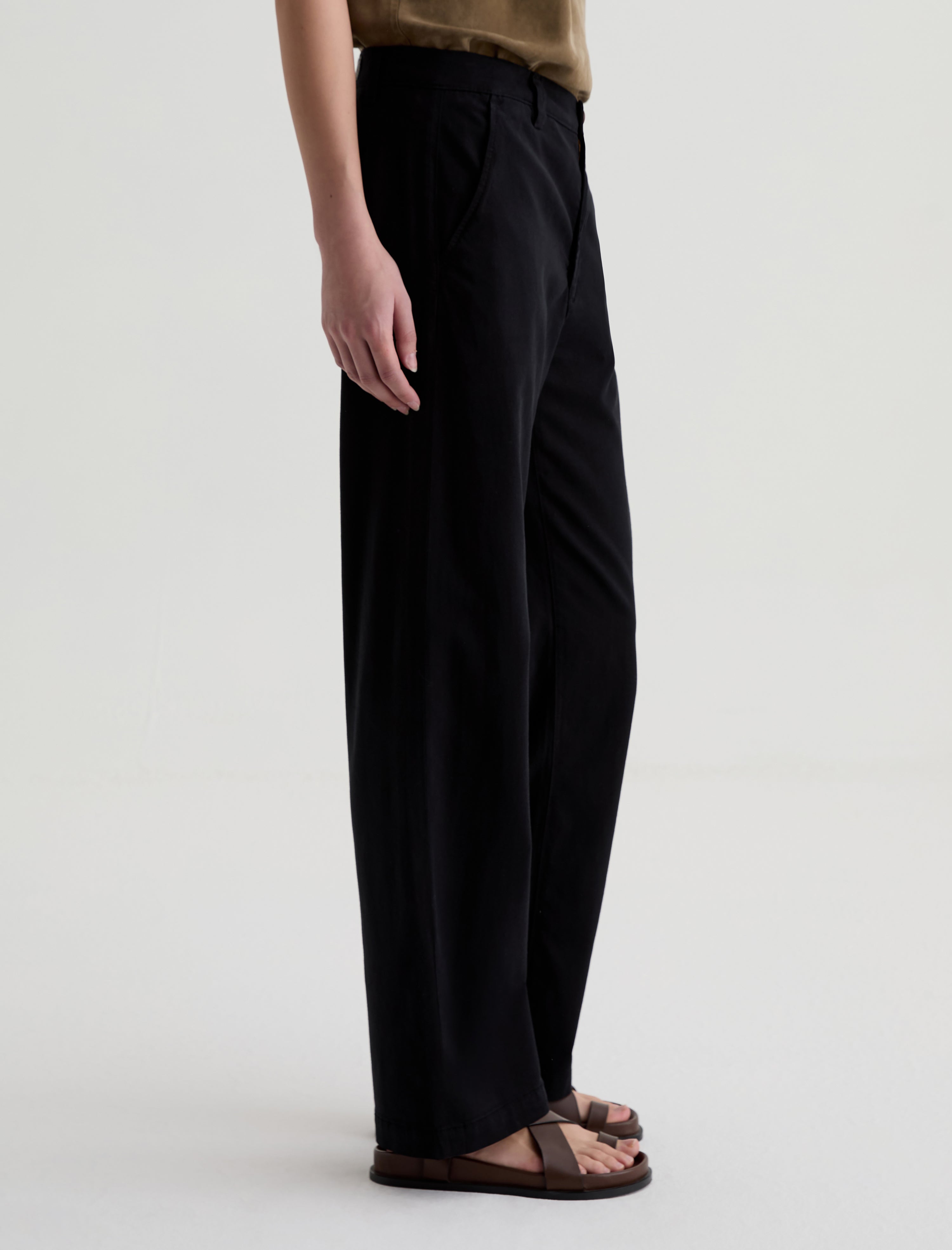 Caden Straight Super Black Relaxed Chino Women Bottom Photo 4