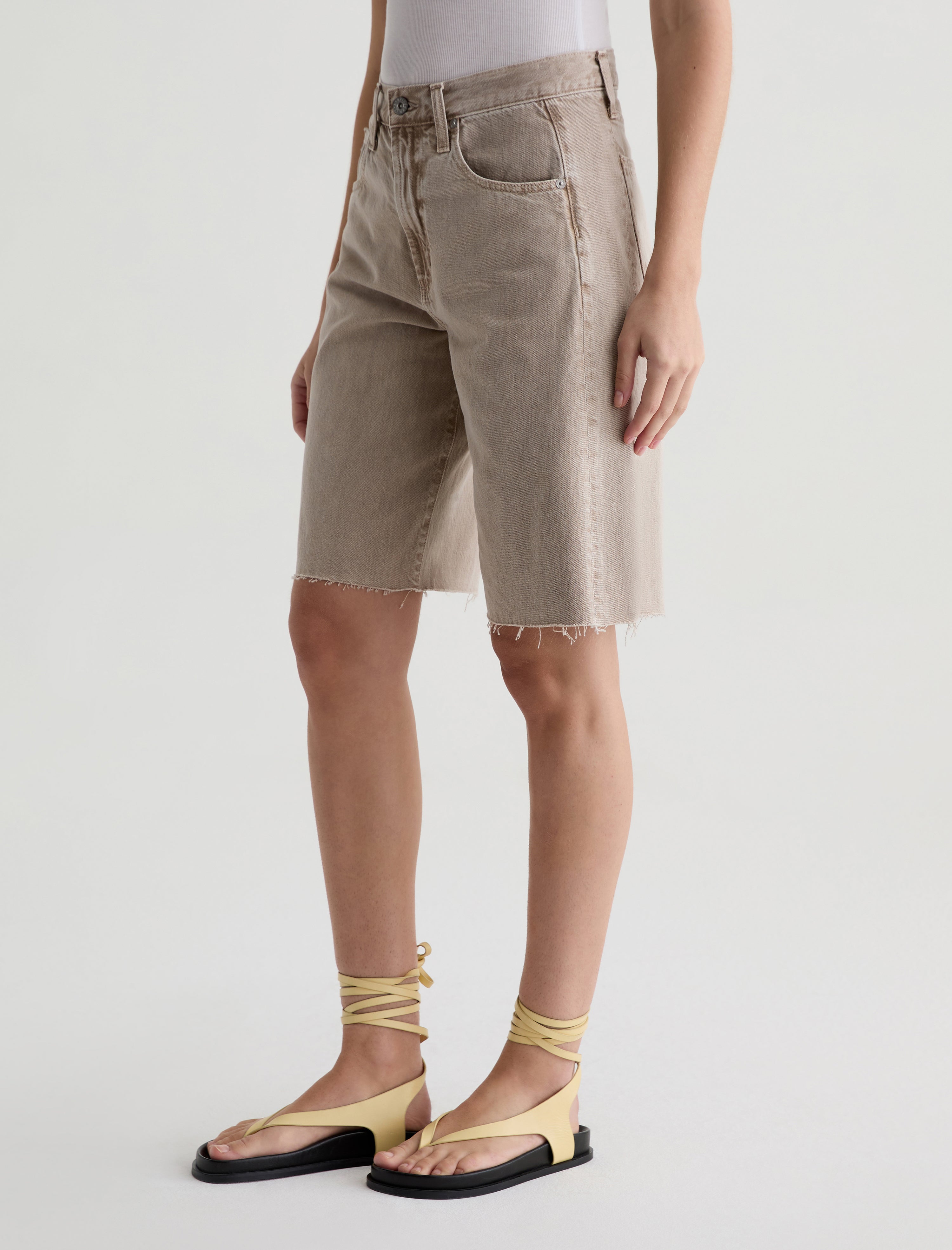 Hattie Short Sulfur Simple Taupe High-Rise Bermuda Women Bottom Photo 5