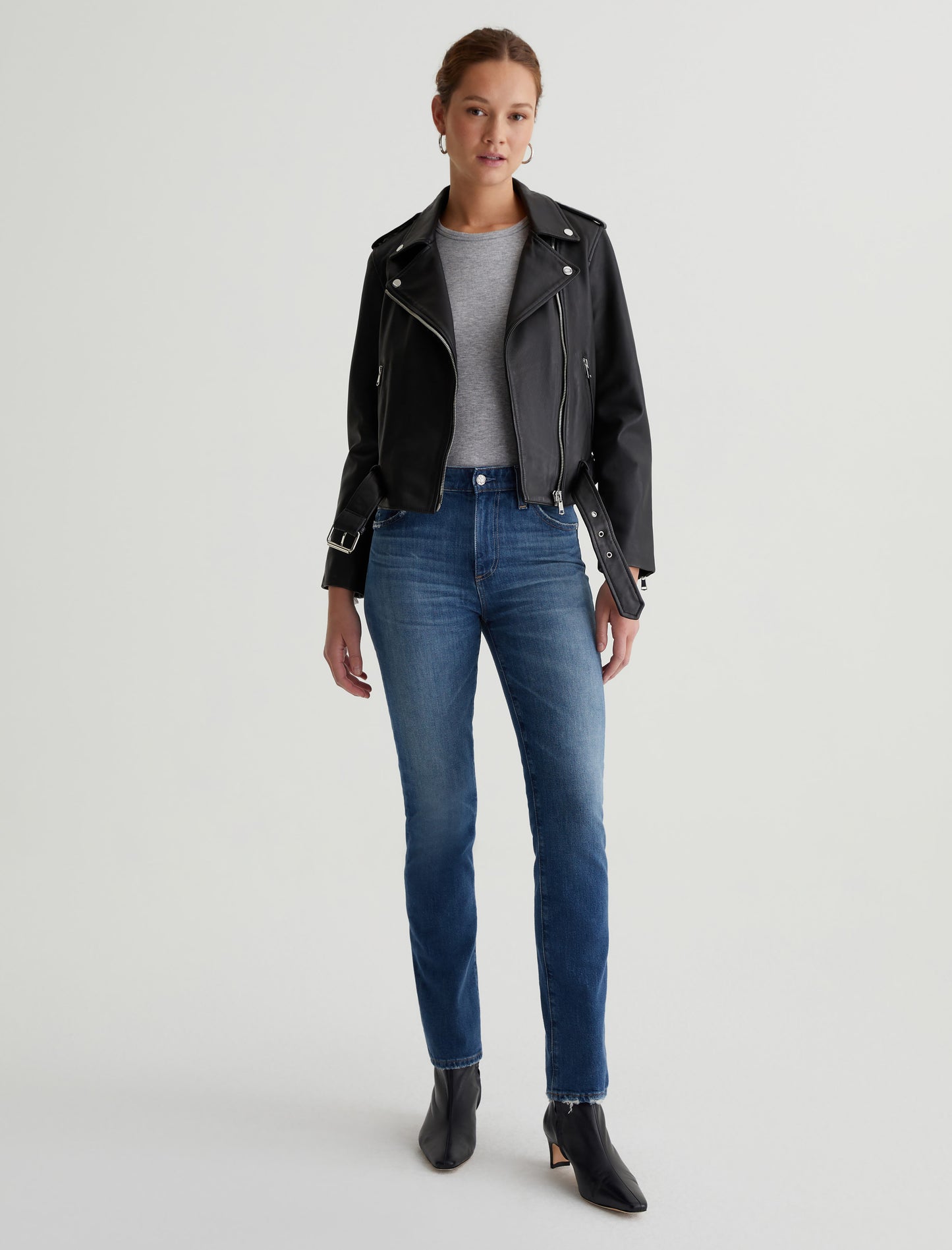 Mari Plaza High-Rise Slim Straight Womens Bottom Photo 4