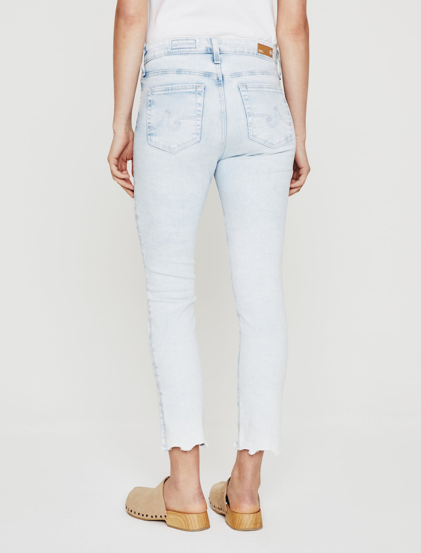 Mari Crop Vp Clear Sky High-Rise Slim Straight Crop Women Bottom Photo 8