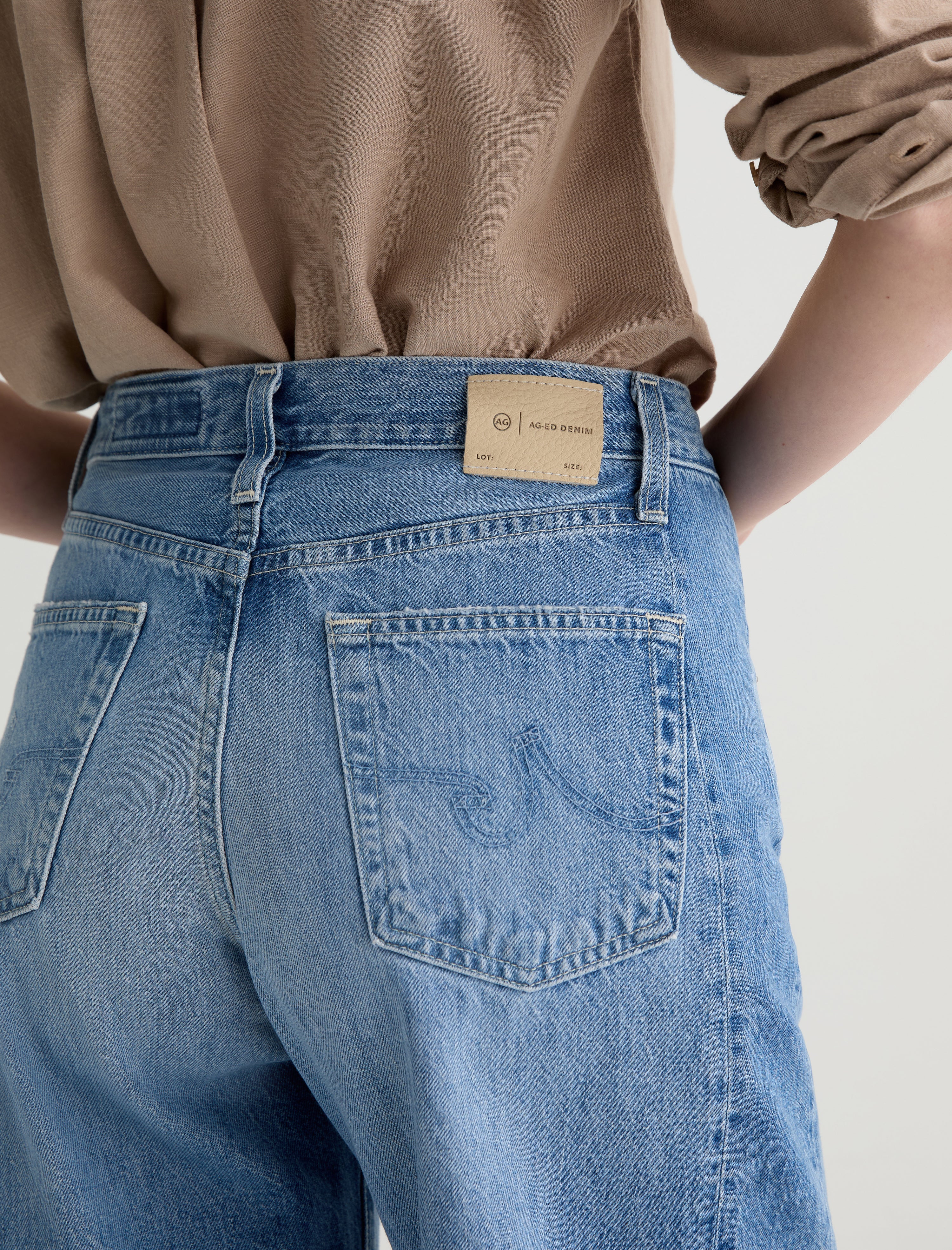 Hattie Crop 17 Years Divergent High-Rise Barrel Women Bottom Photo 6