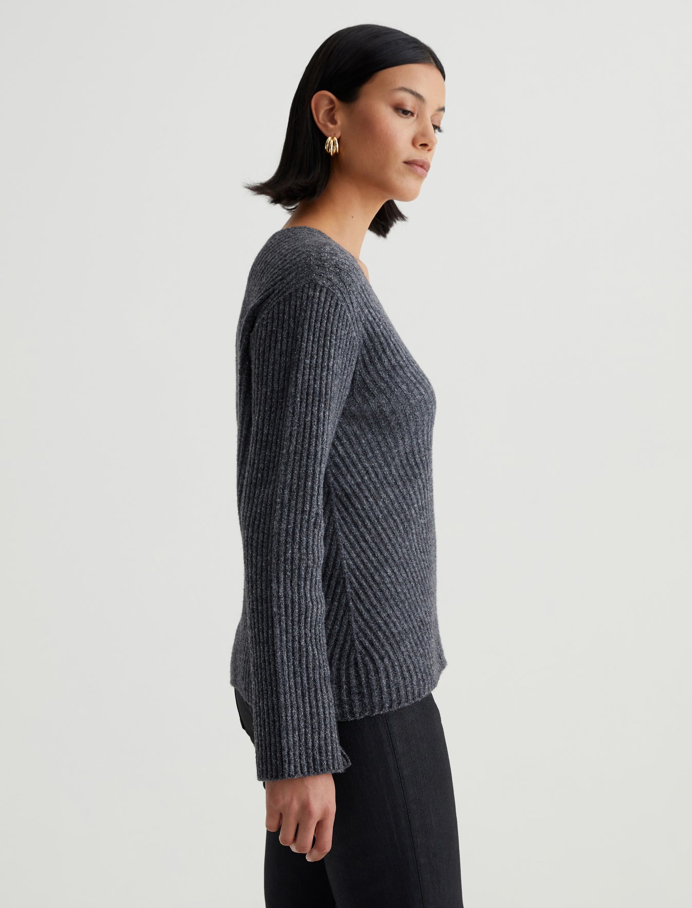 Naemi Relaxed Vee Neck Sweater Heather Photo 2