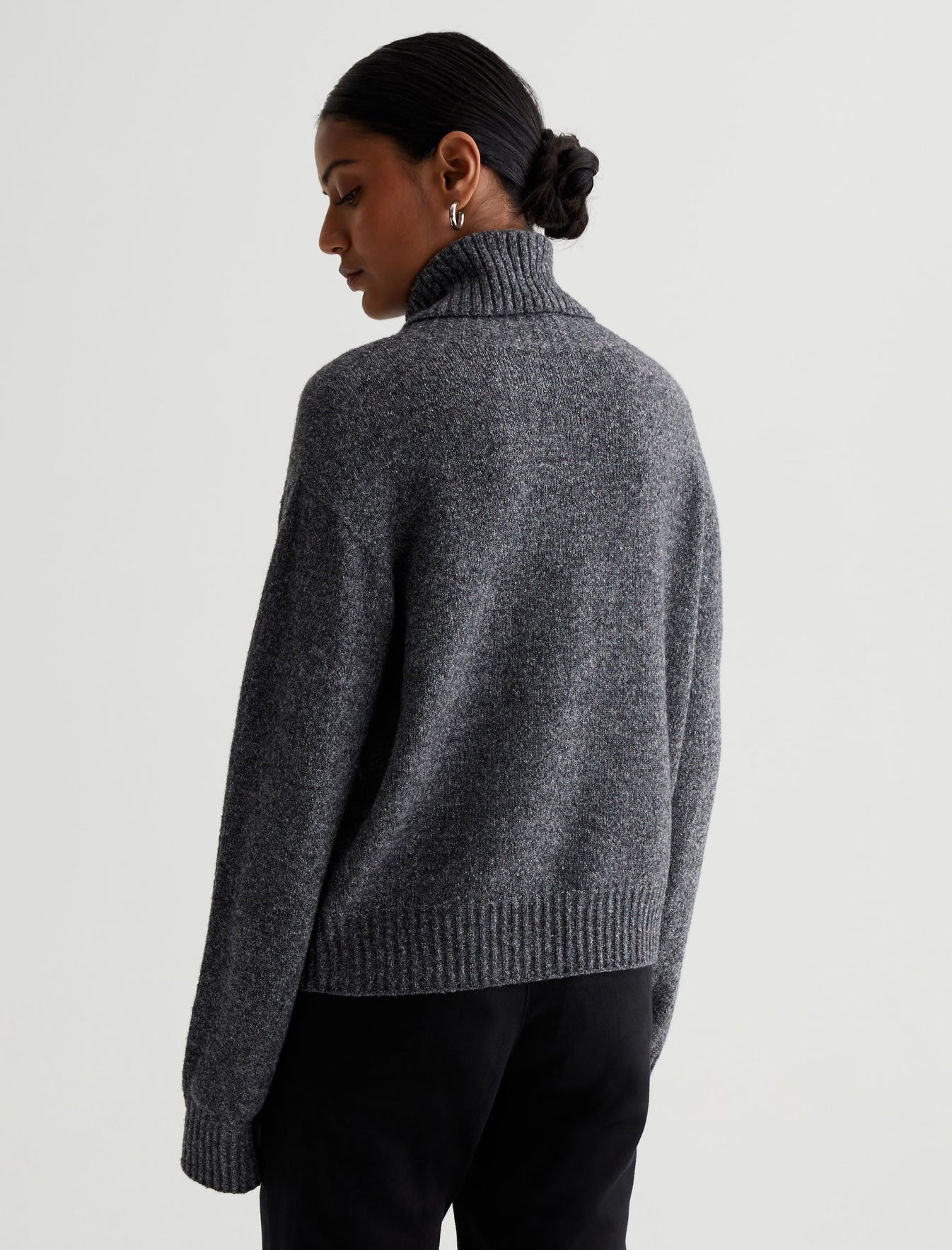 Bellona Heather Charcoal Relaxed Turtleneck Sweater Photo 6