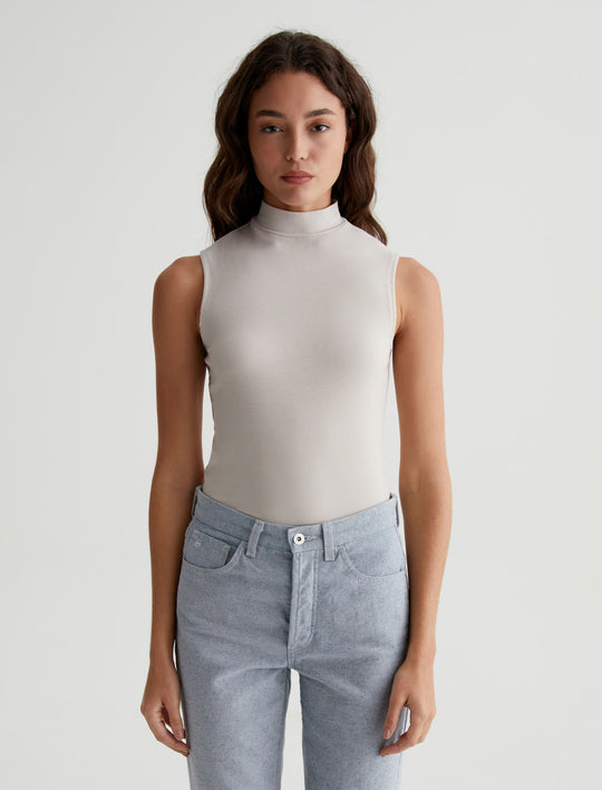 Sadie Crew Ivory Dust/Deep Navy 90'S Vintage Crop Short Sleeve T-Shirt Womens Top Photo 1
