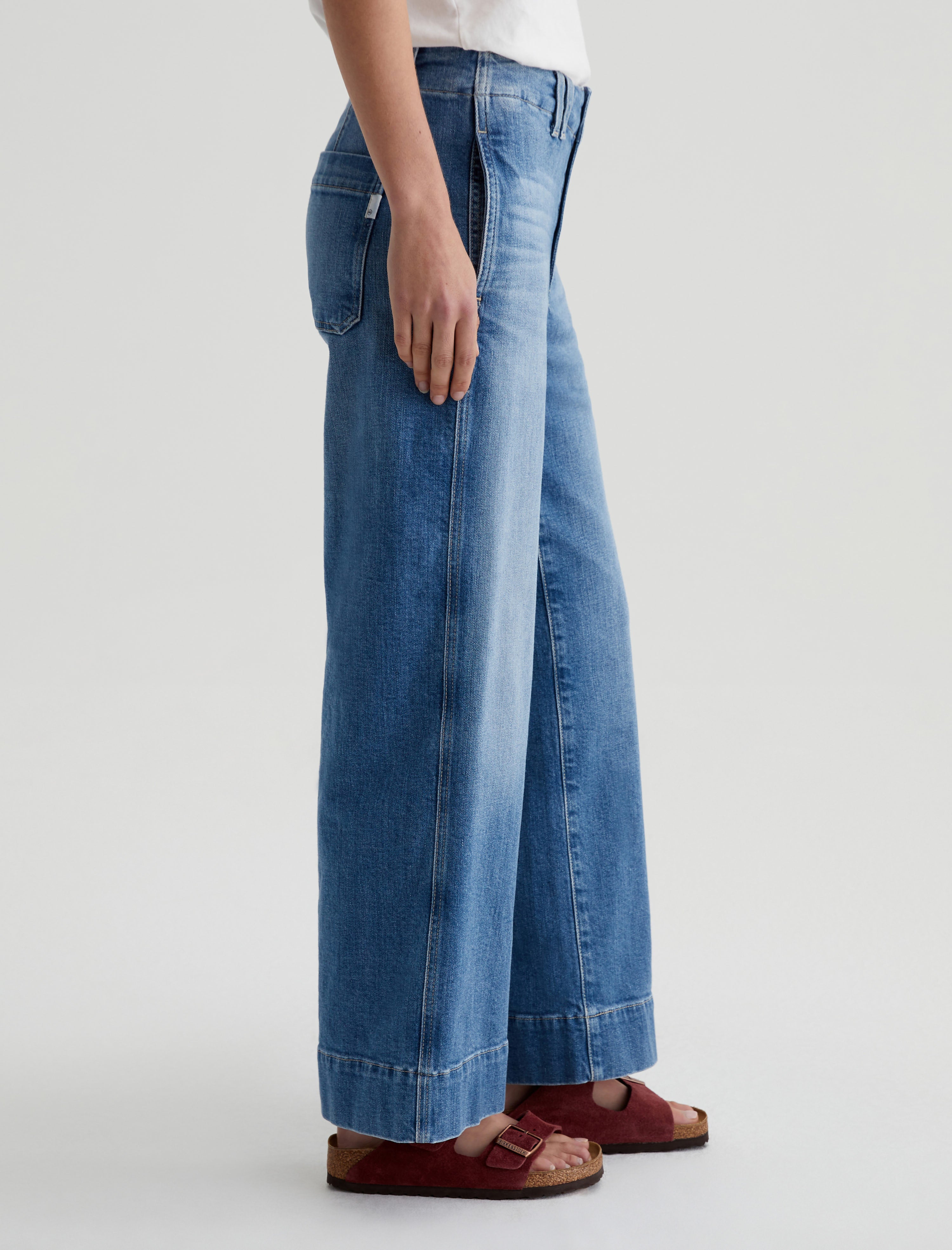 Natasha Iris Mid-Rise Crop Women Bottom Photo 4