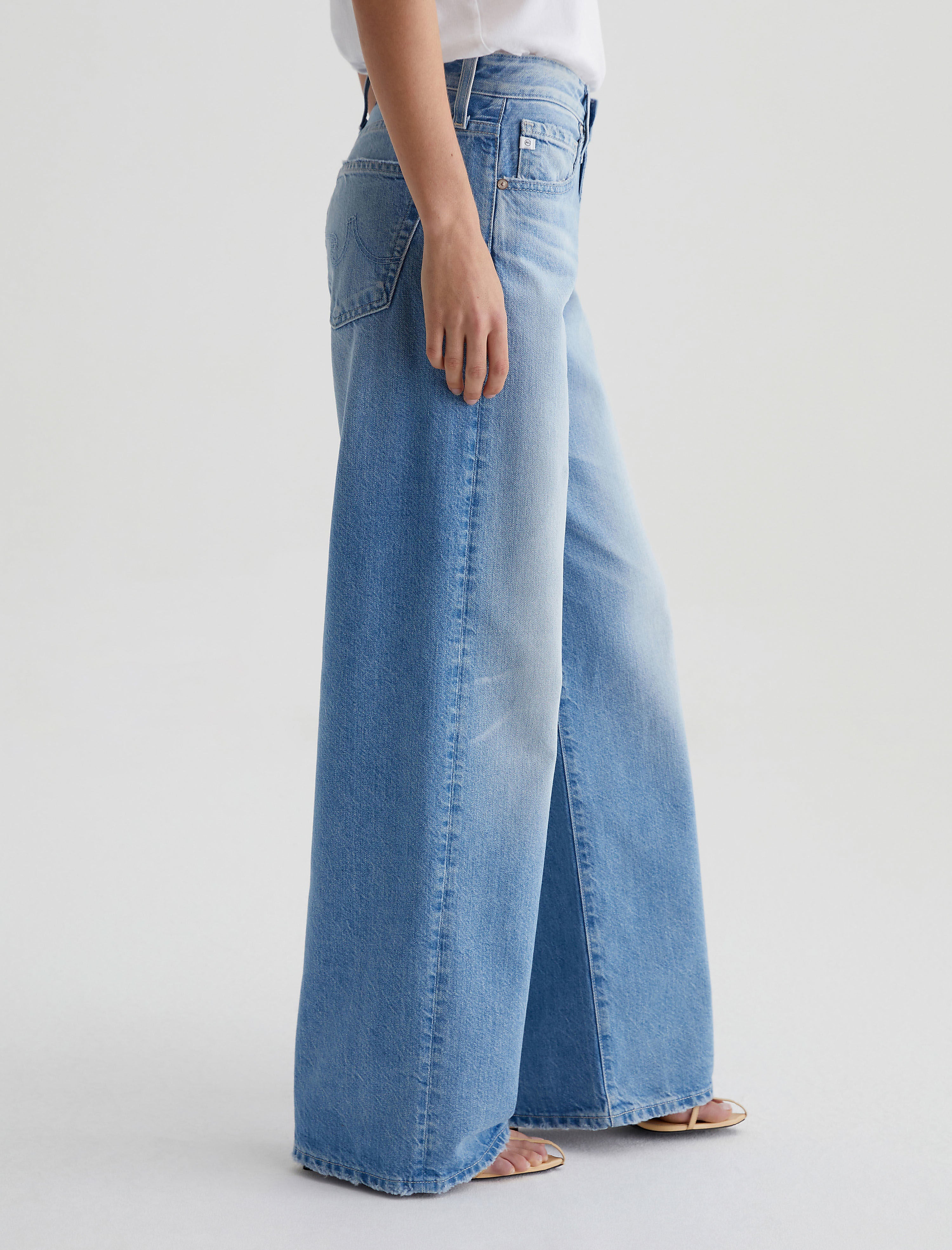 Women Adria Siren at AG Jeans Official Store