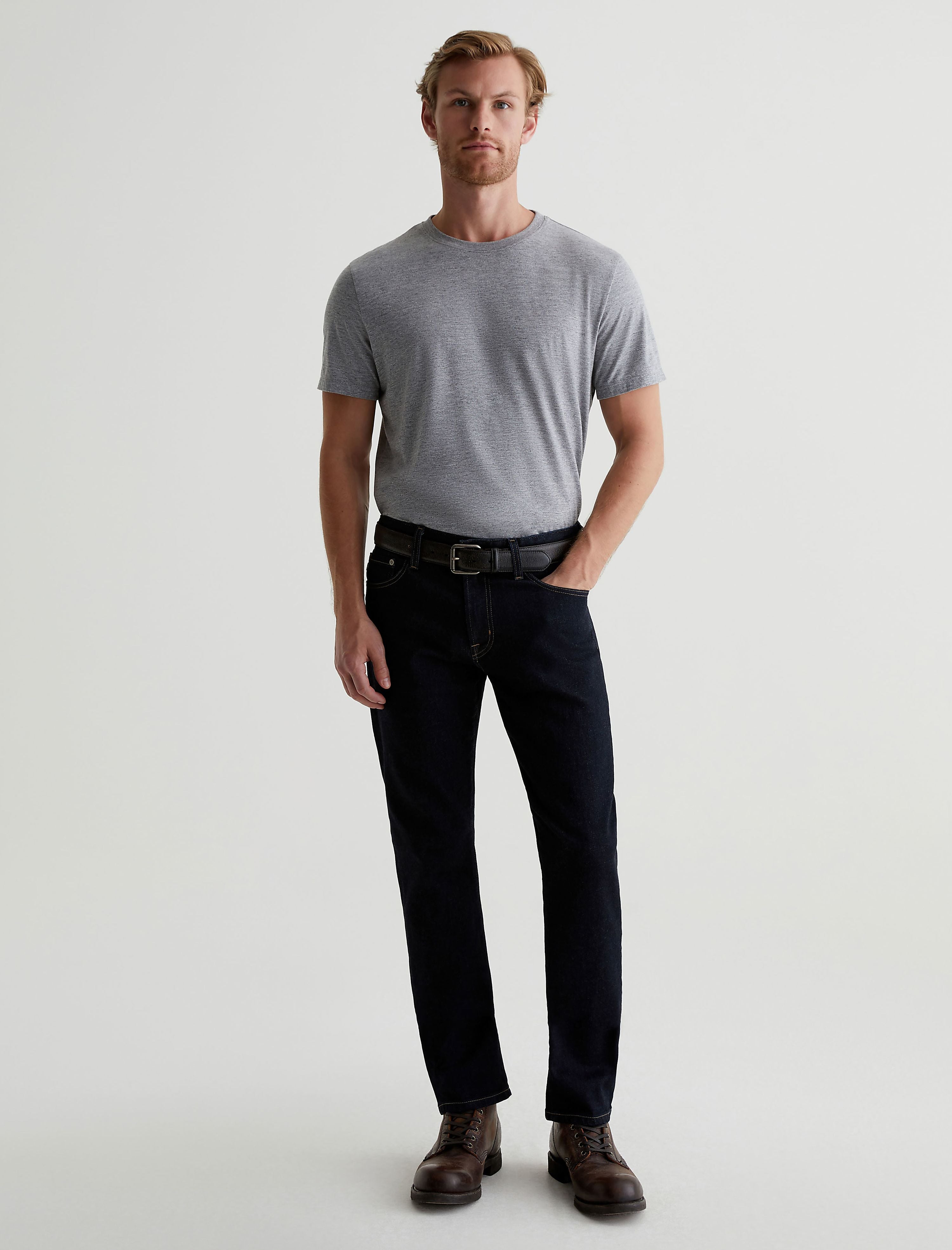 graduate-tailored-leg-