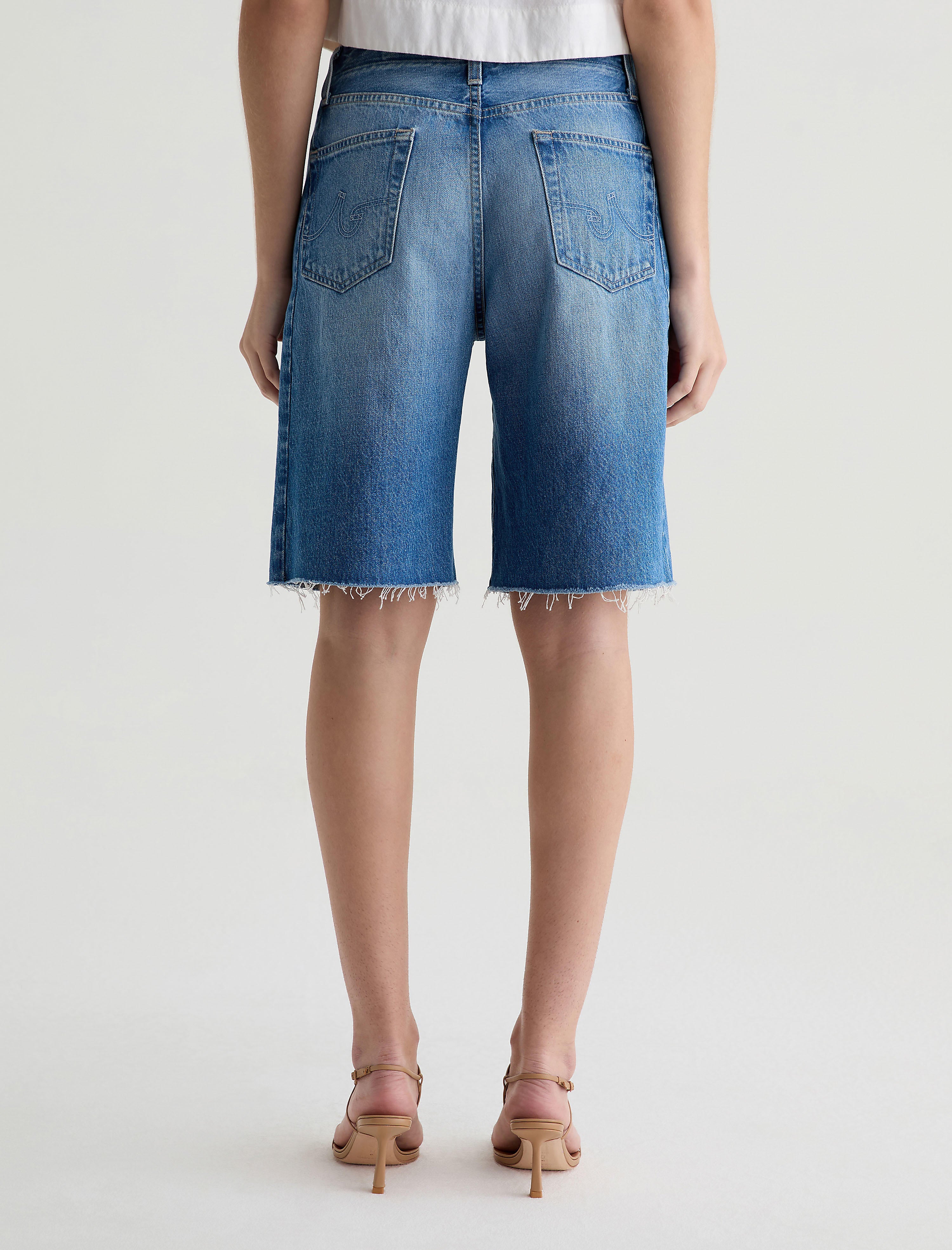 【SCENERITY】Dietz Denim Bermuda Jeans Medium denim bermuda shorts with rips middle blue denim